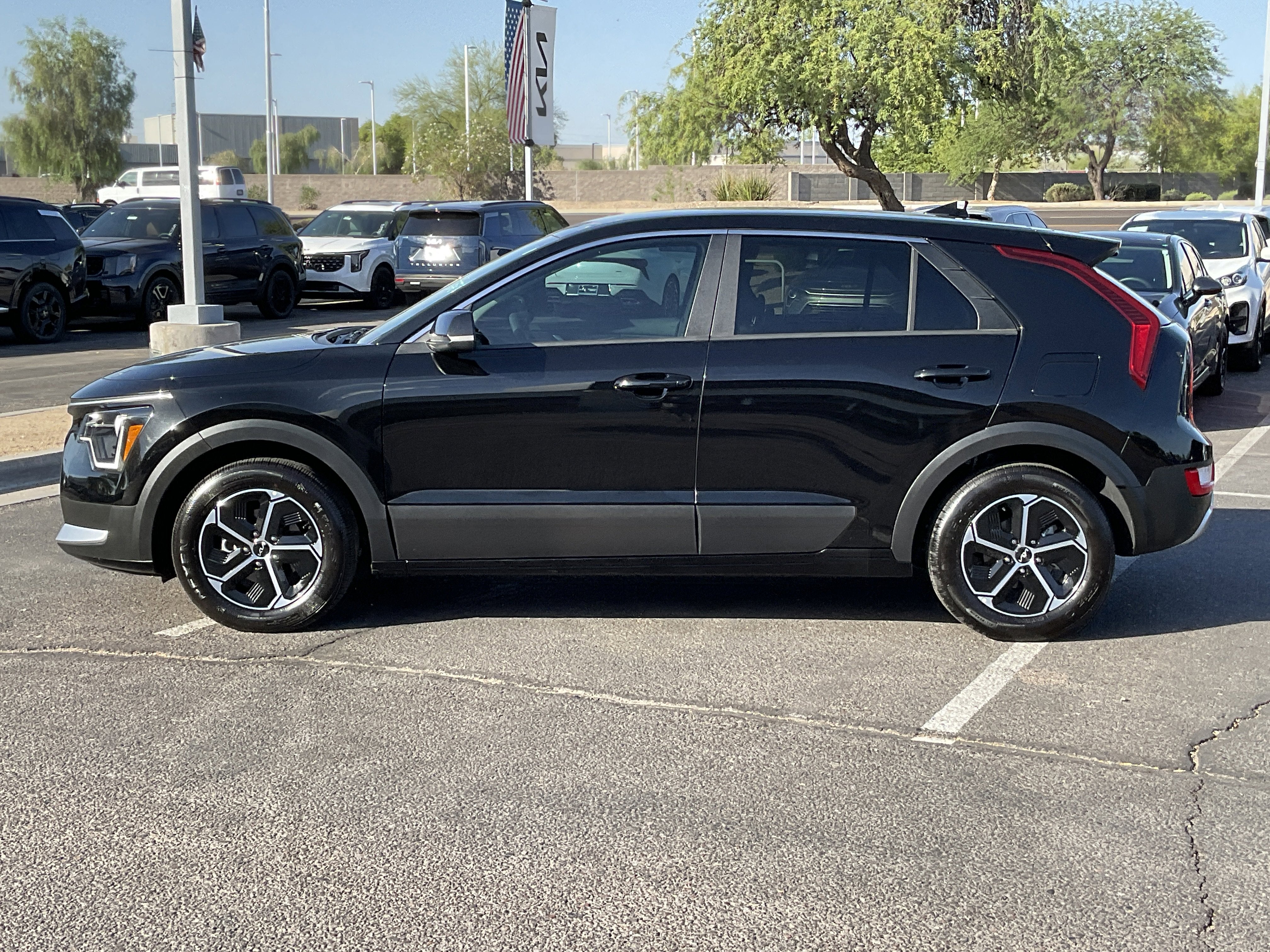 2025 Kia Niro LX