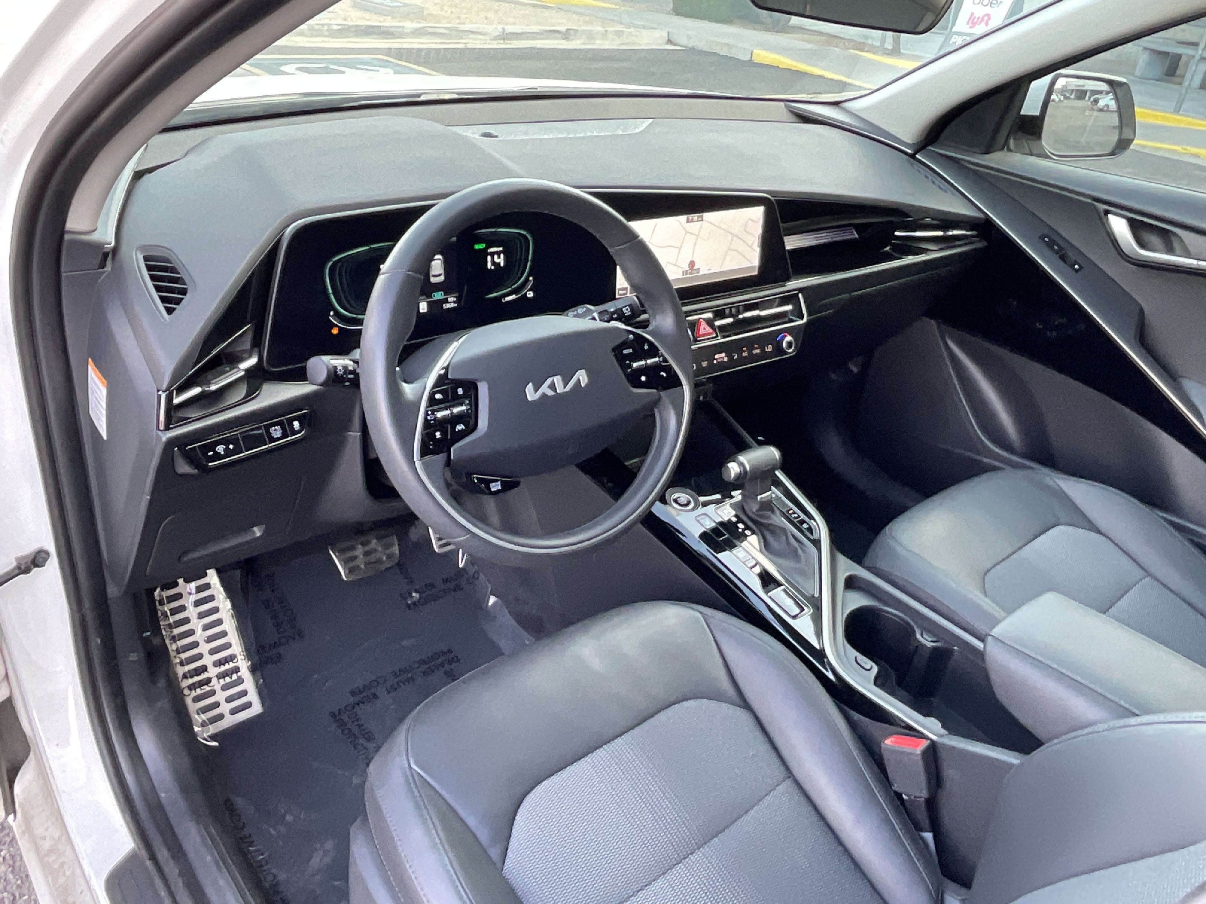 2023 Kia Niro EX Touring**1 OWN CLN CF LOW MILES