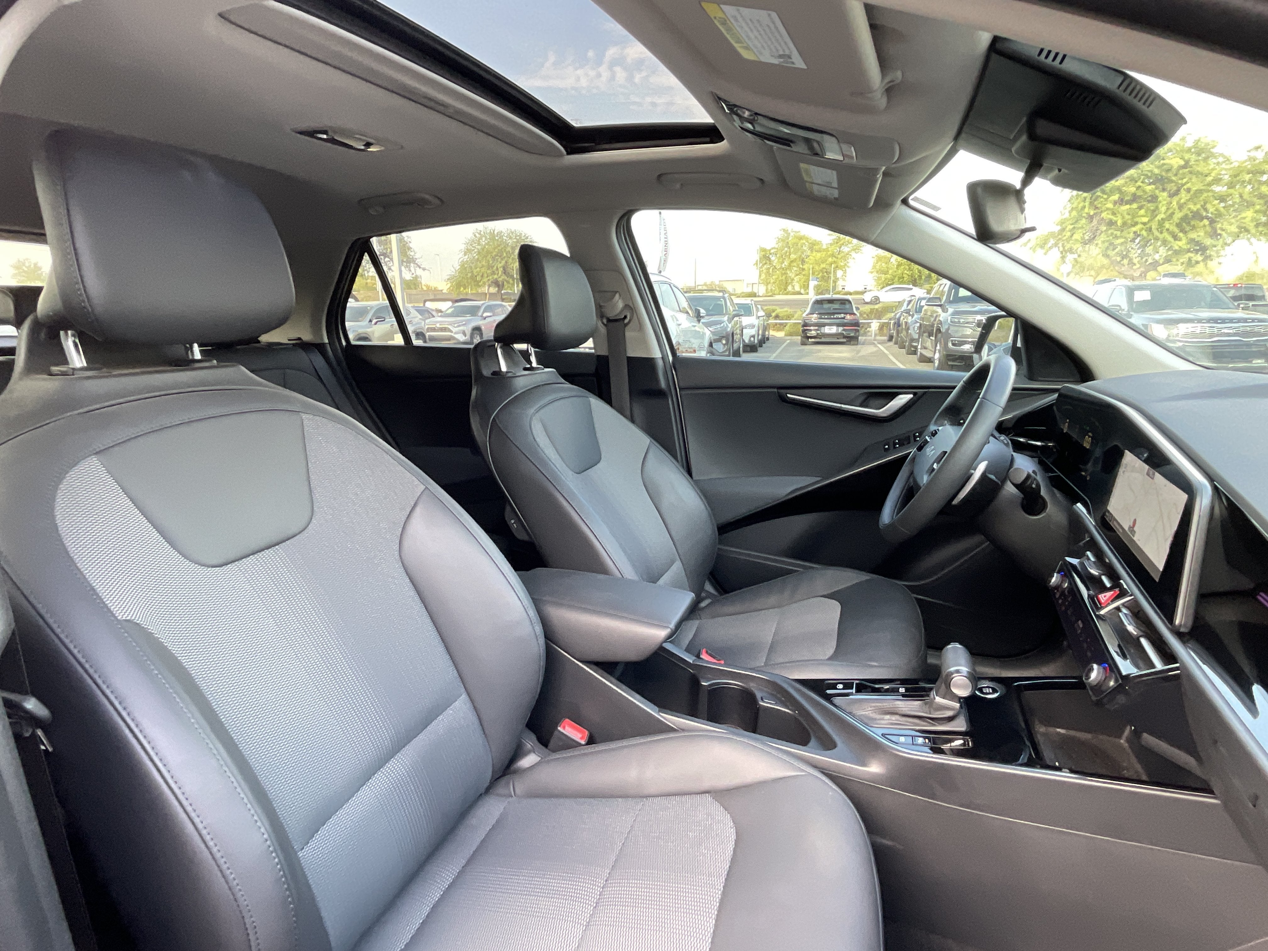 2023 Kia Niro EX Touring**1 OWN CLN CF LOW MILES