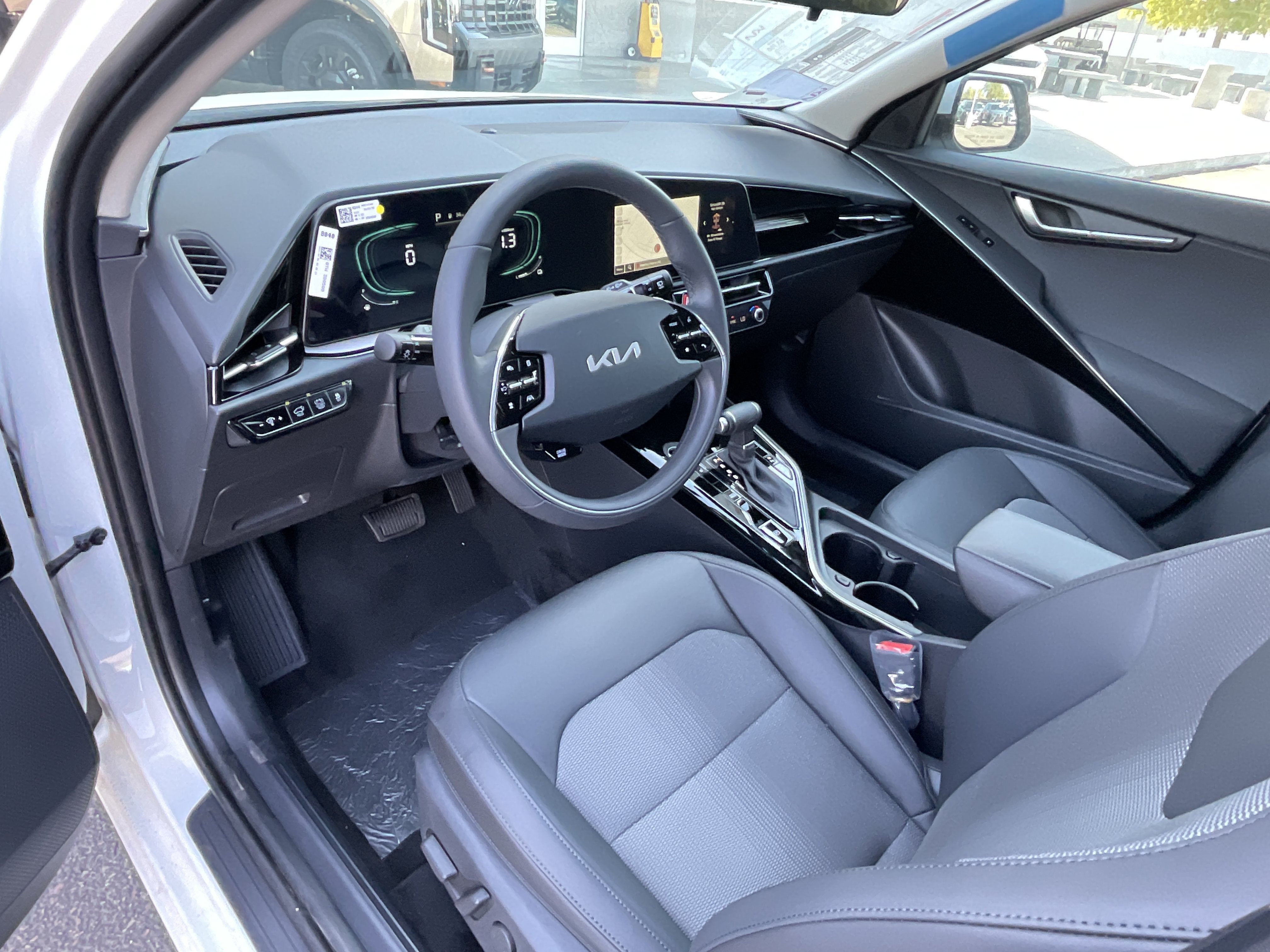 2026 Kia Niro EX