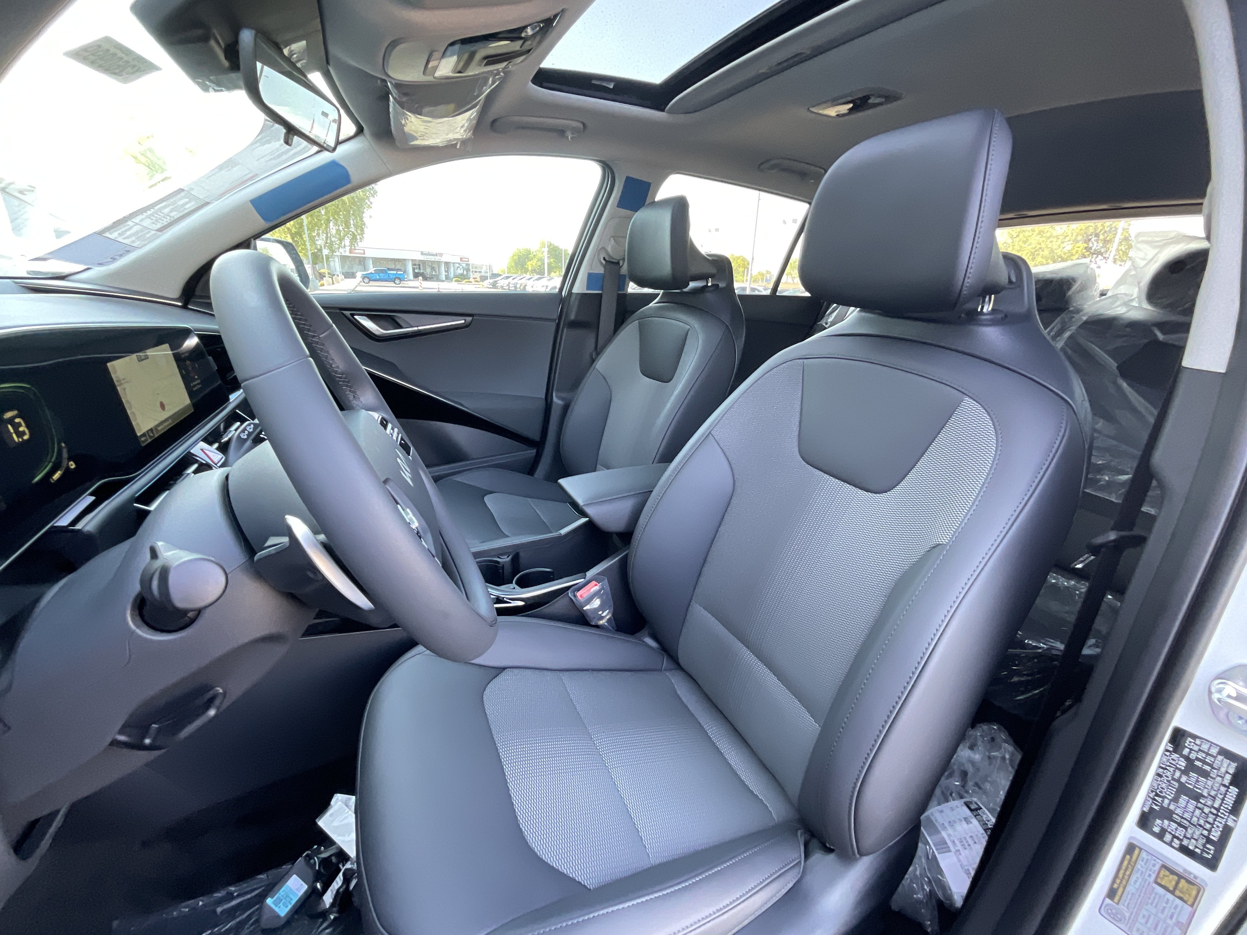 2026 Kia Niro EX