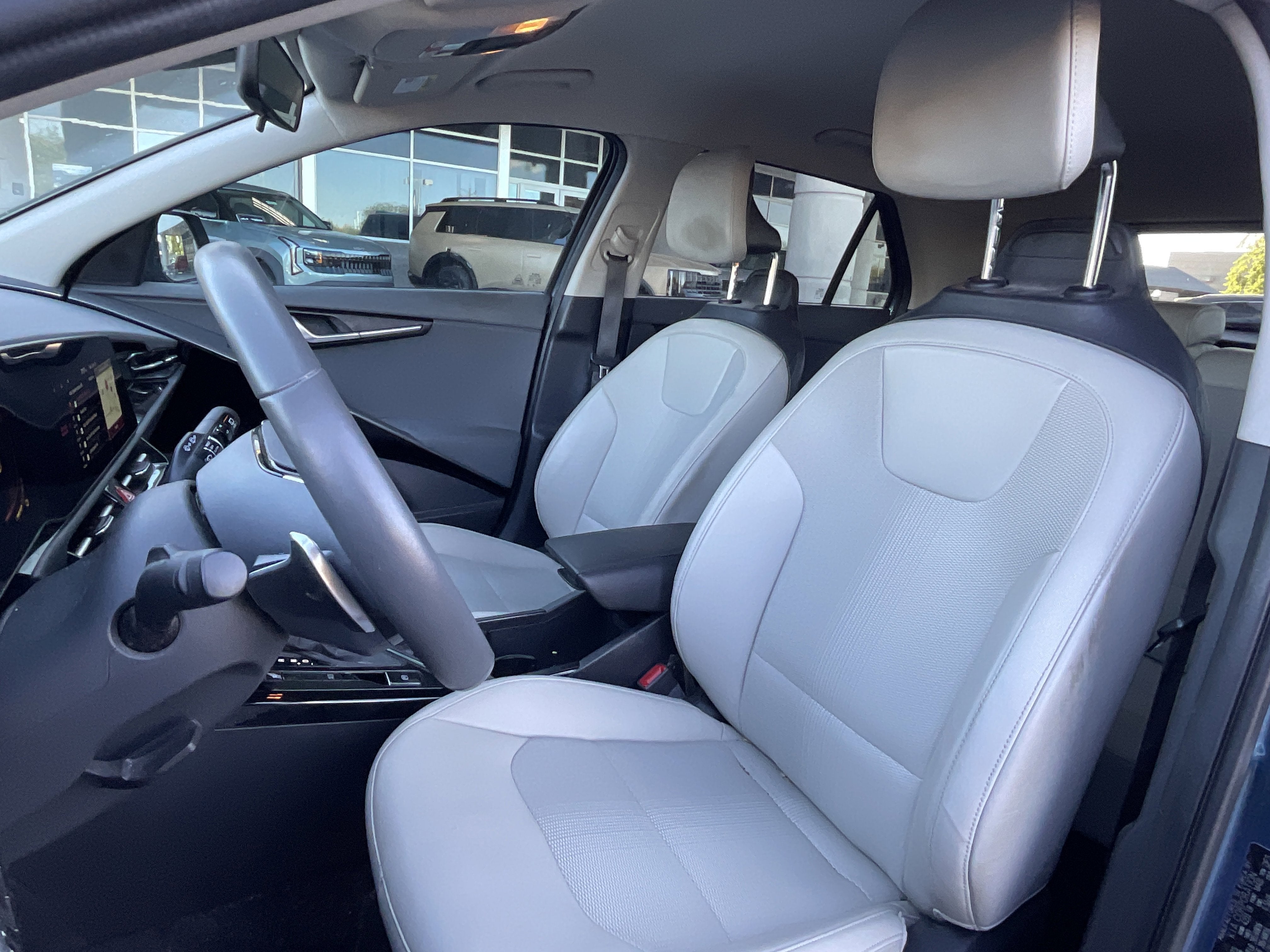 2024 Kia Niro EX* CLEAN CARFAX/ 1 OWNER