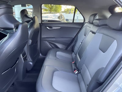 2025 Kia Niro EX