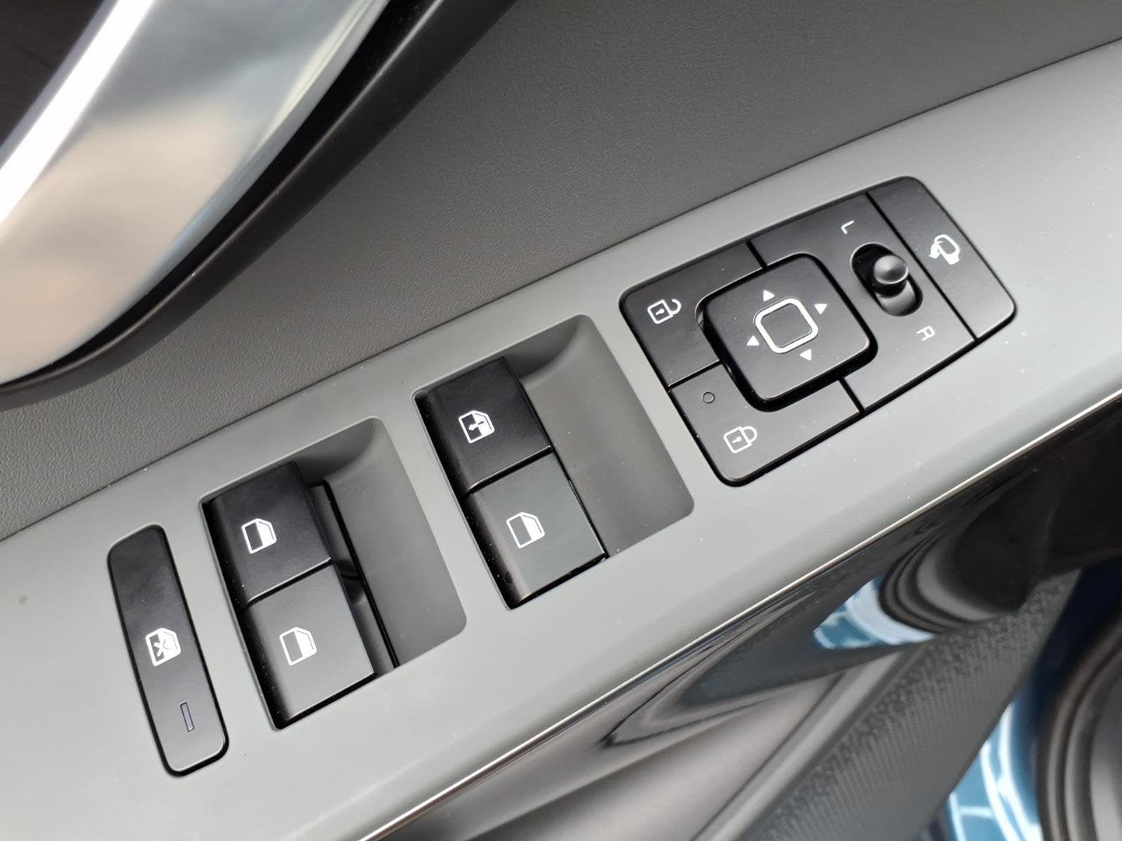 2025 Kia Niro EX Touring