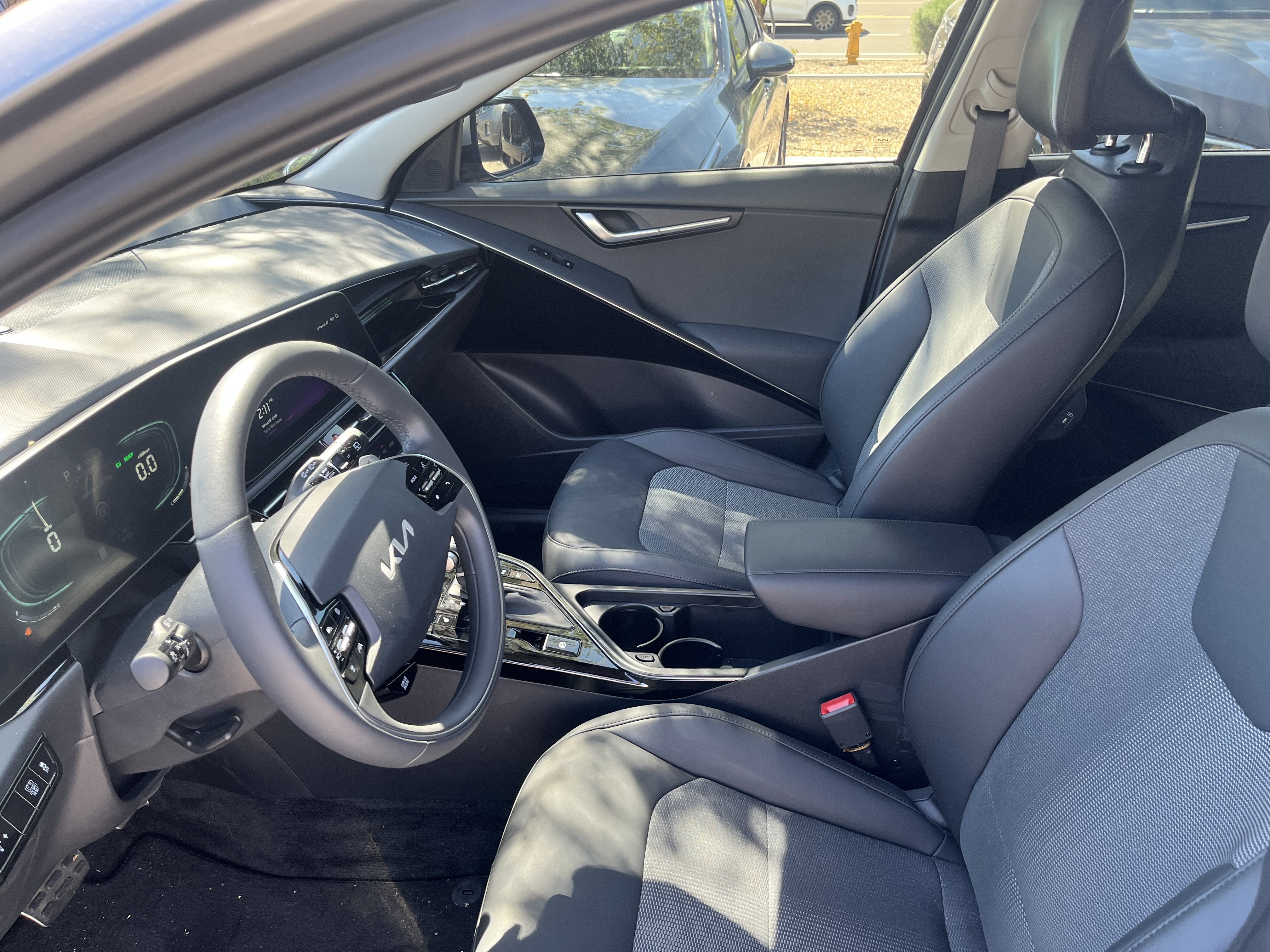 2025 Kia Niro EX Touring*CLN CFAX/ 1 OWNER