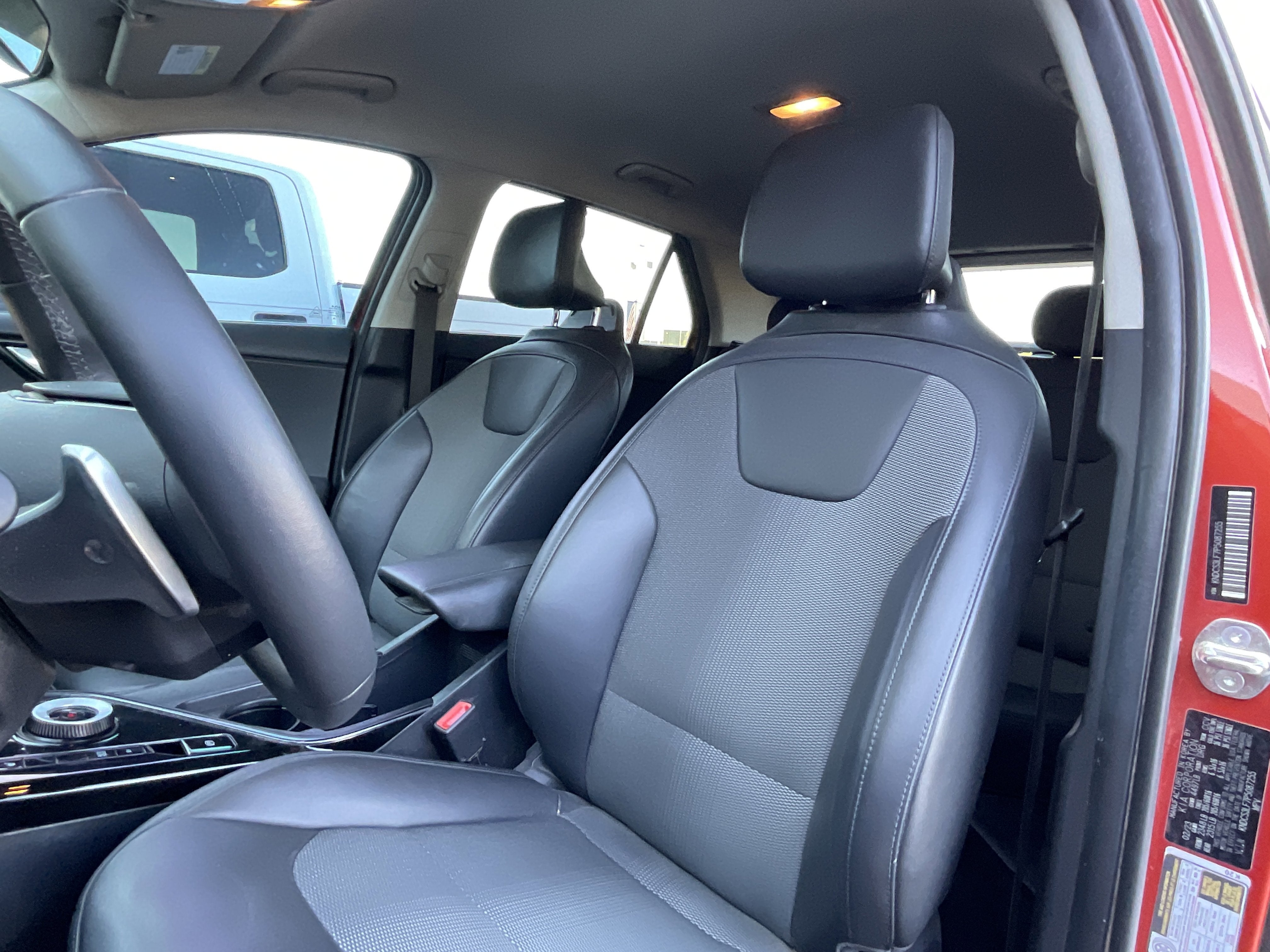 2023 Kia Niro Plug-In Hybrid EX