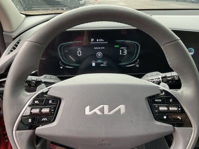 2023 Kia Niro SX Touring