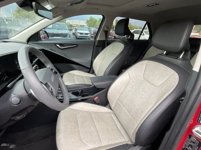 2023 Kia Niro SX Touring
