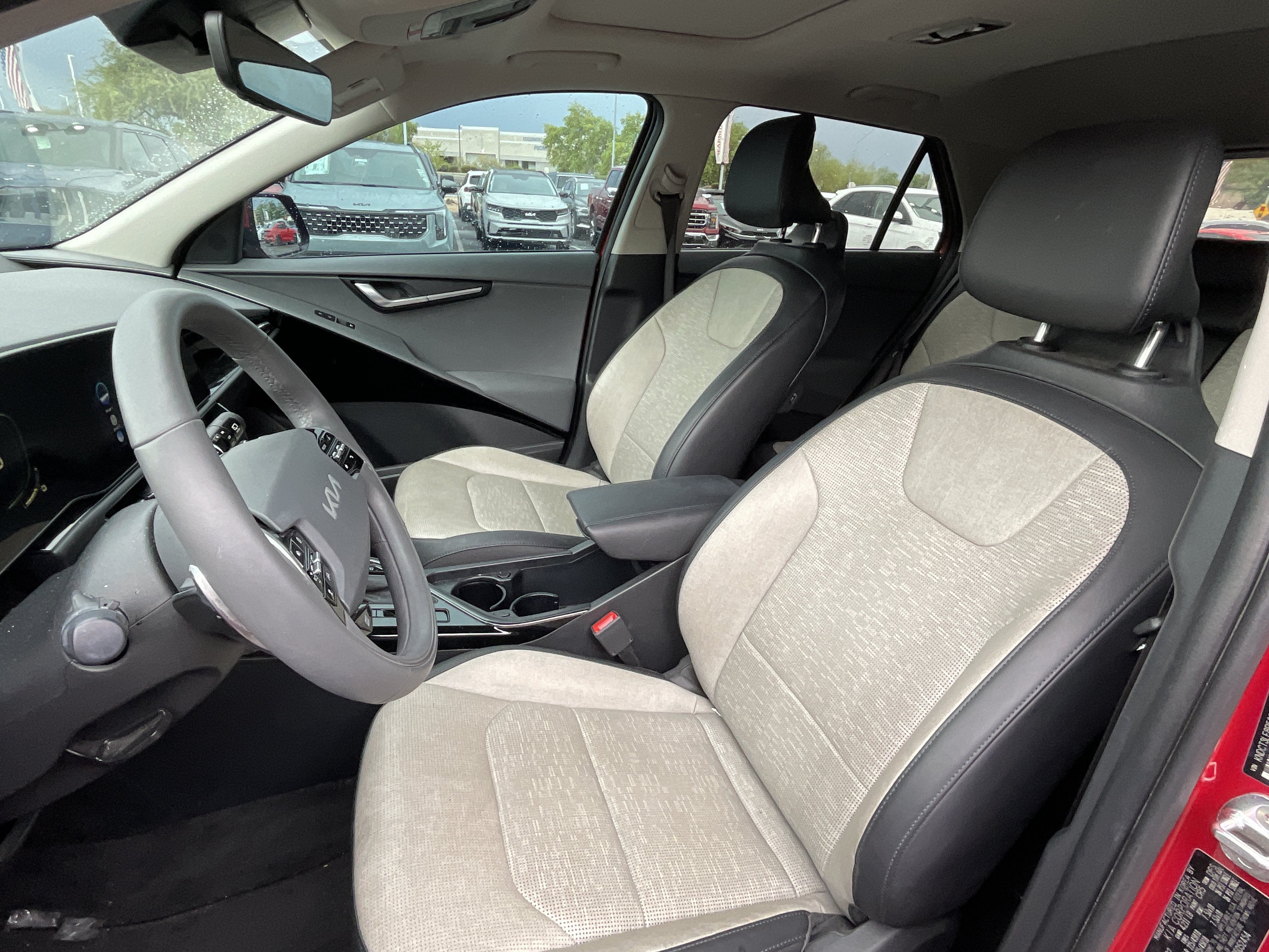 2023 Kia Niro SX Touring