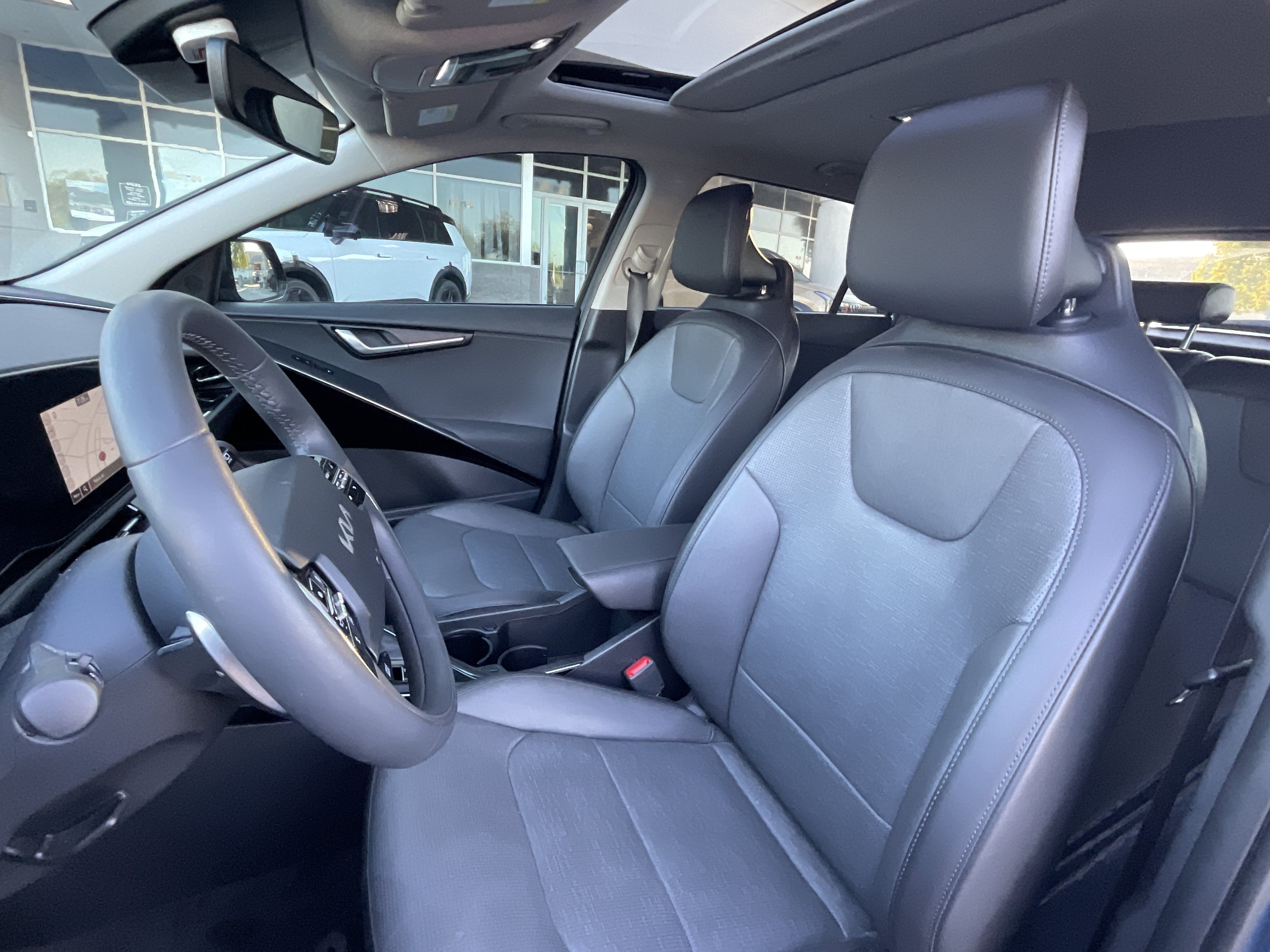 2024 Kia Niro SX