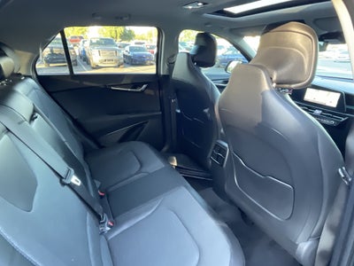 2024 Kia Niro SX