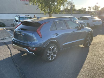 2024 Kia Niro SX