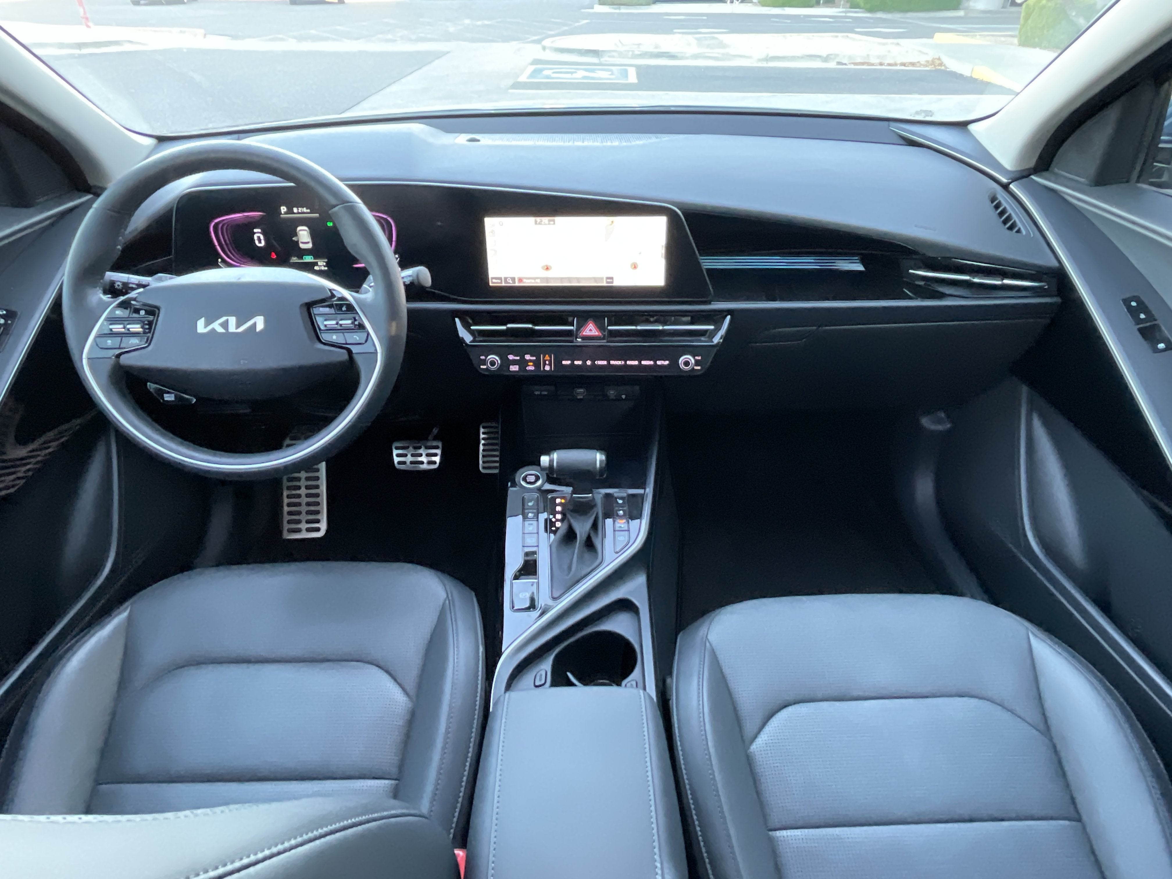 2024 Kia Niro SX