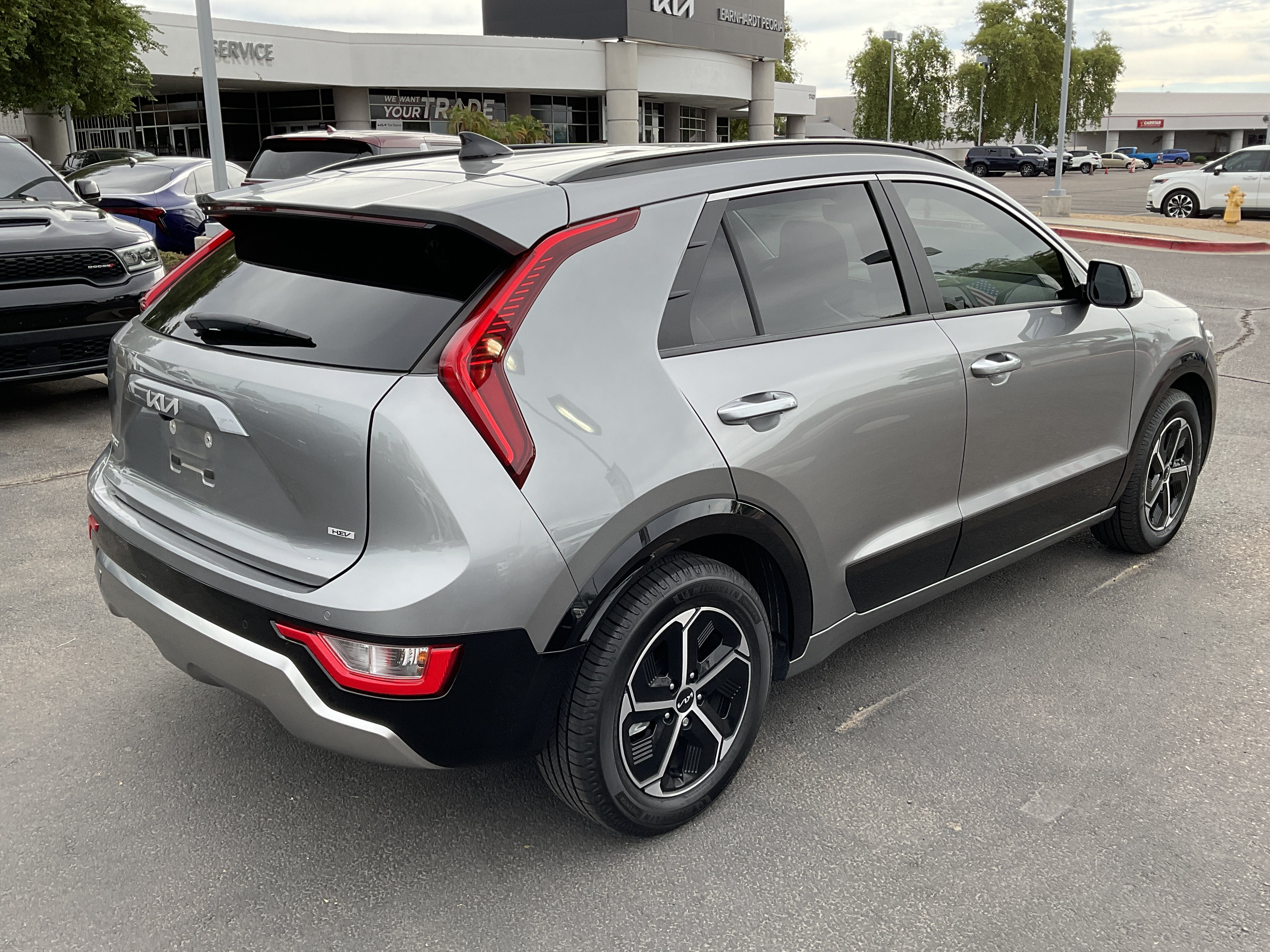 2024 Kia Niro SX