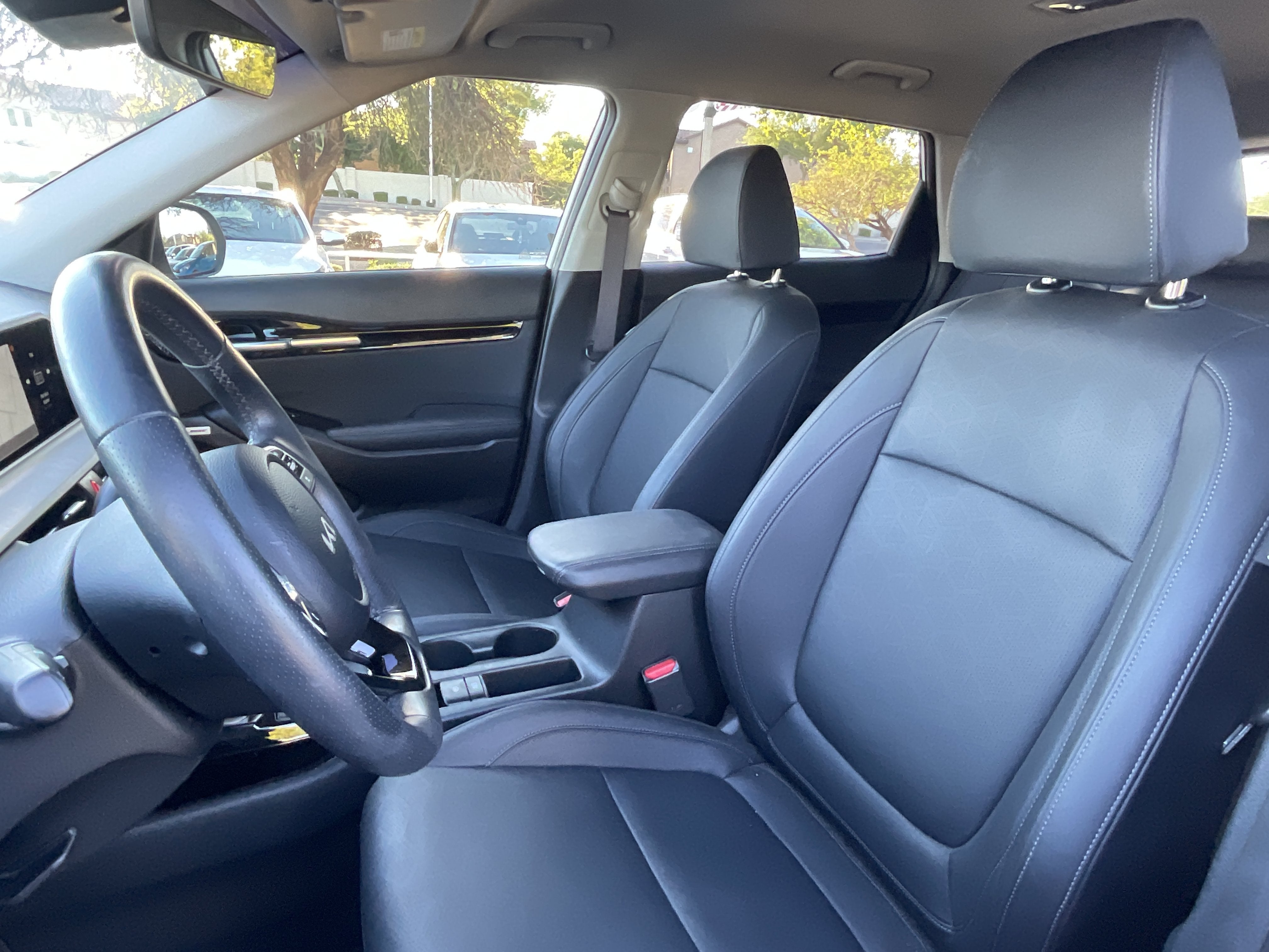2024 Kia Seltos SX