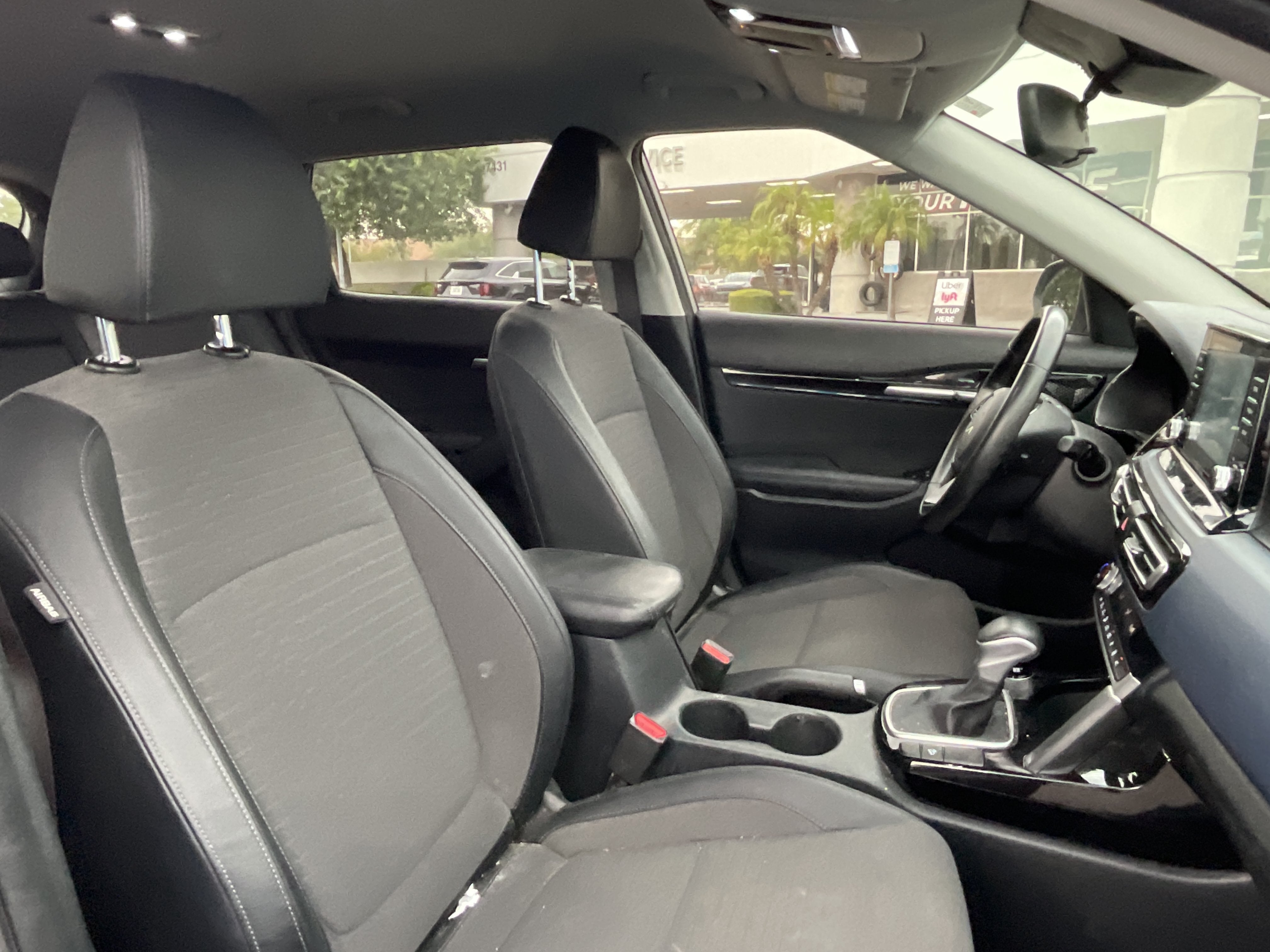 2023 Kia Seltos S