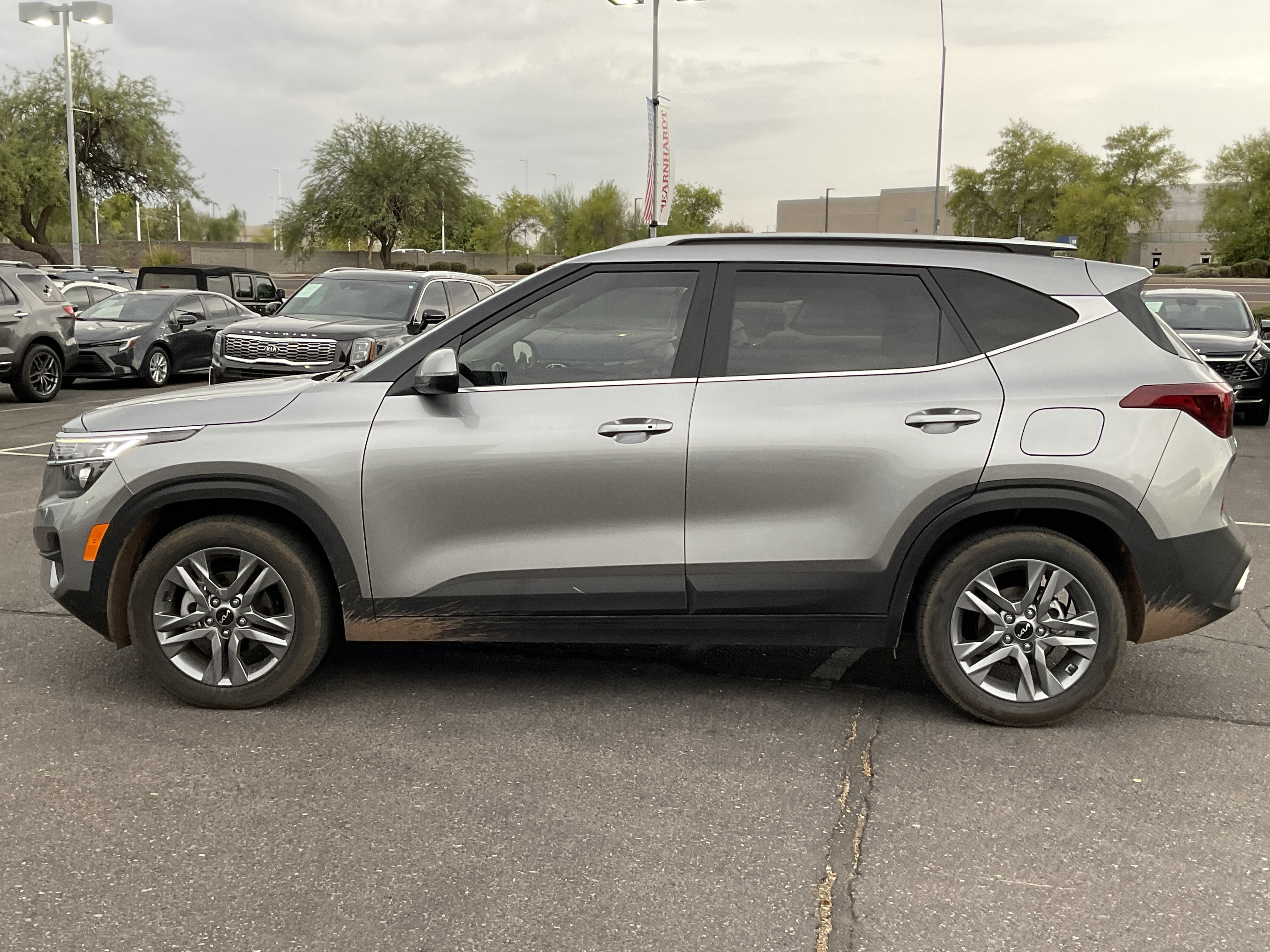 2023 Kia Seltos S