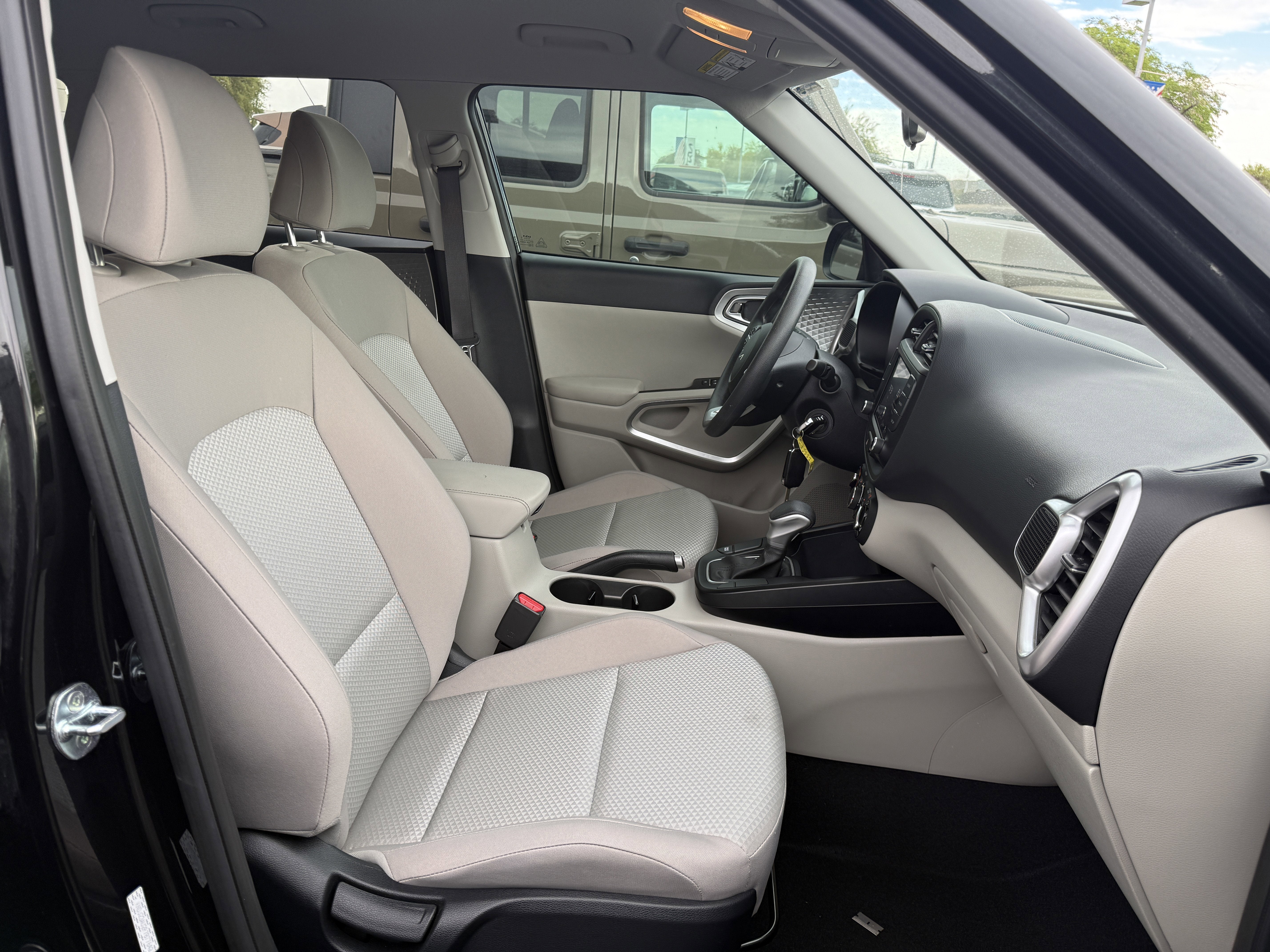 2023 Kia Soul LX**CF CERT 1 OWNER**