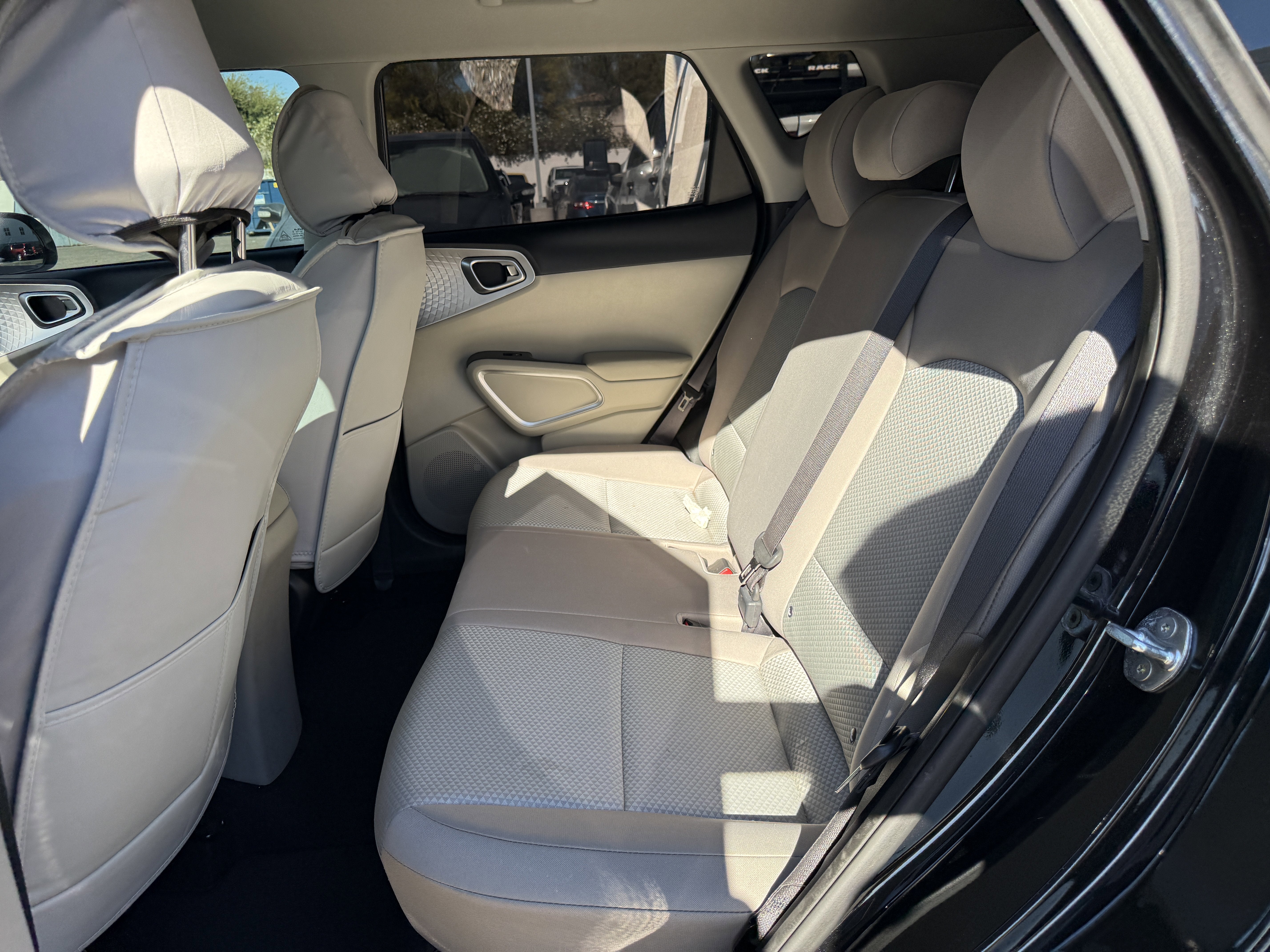 2023 Kia Soul LX*CLEAN CARFAX/ LOW MILES