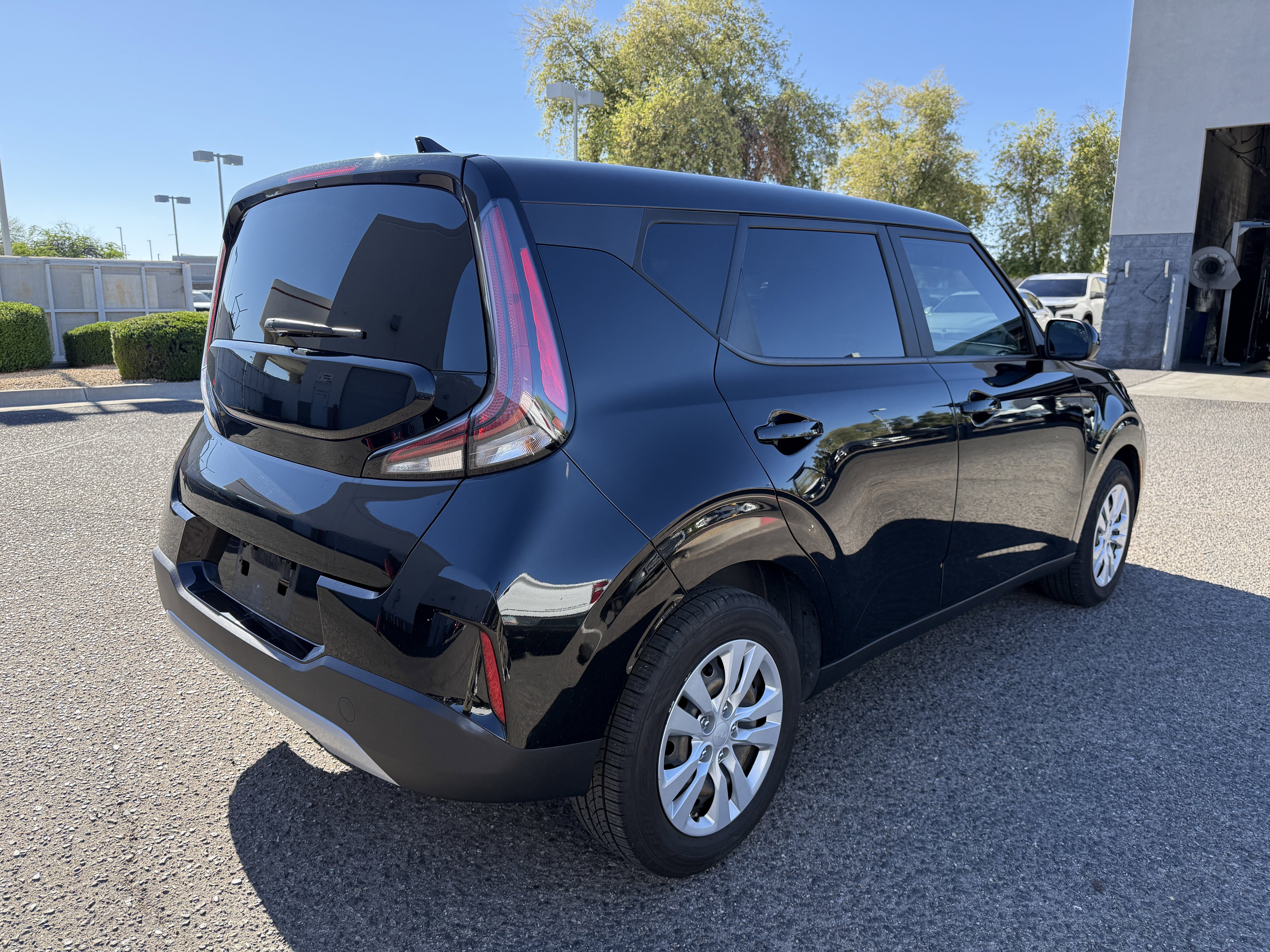 2023 Kia Soul LX*CLEAN CARFAX/ LOW MILES