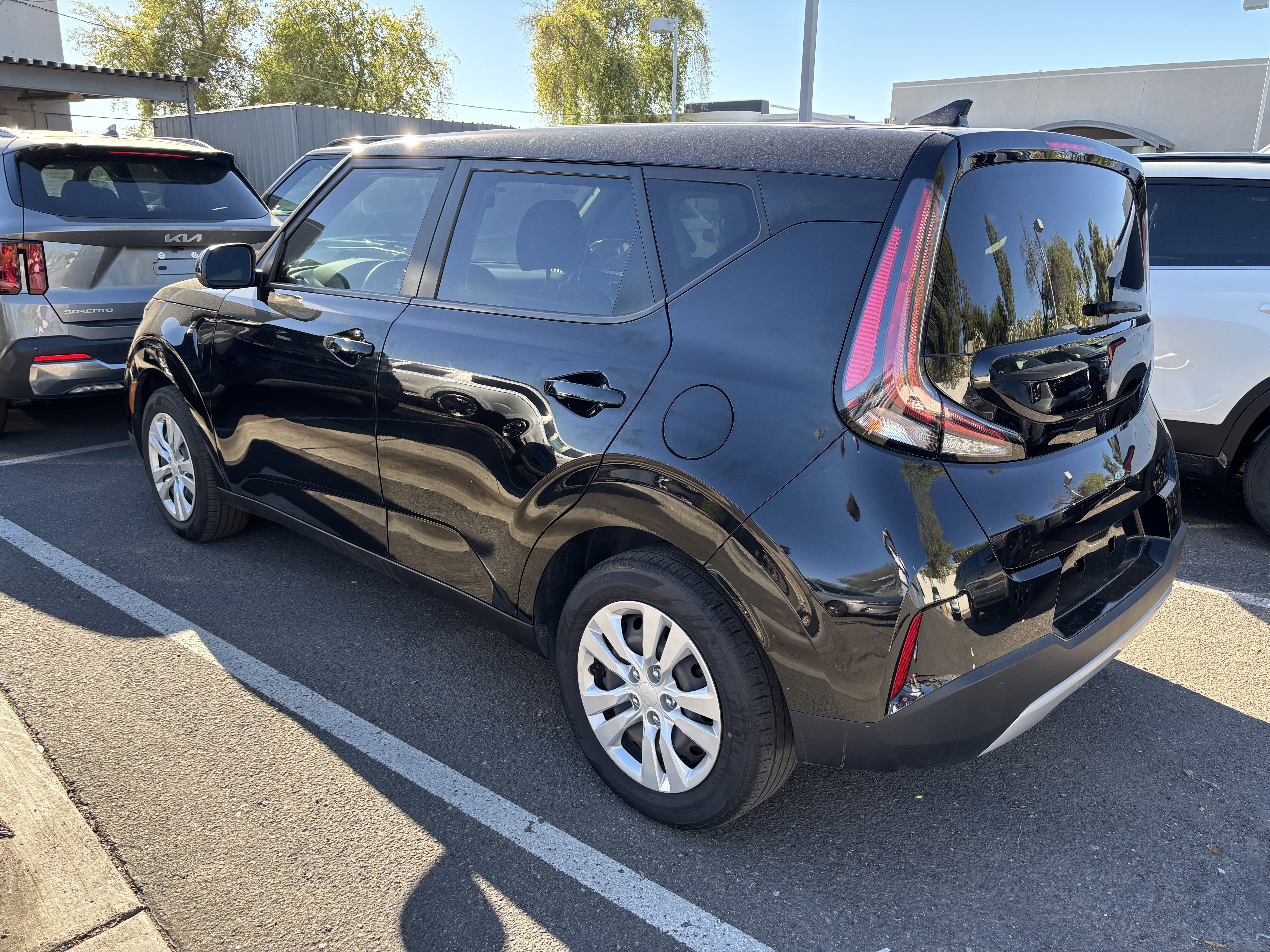 2023 Kia Soul LX**CF CERT 1 OWNER**