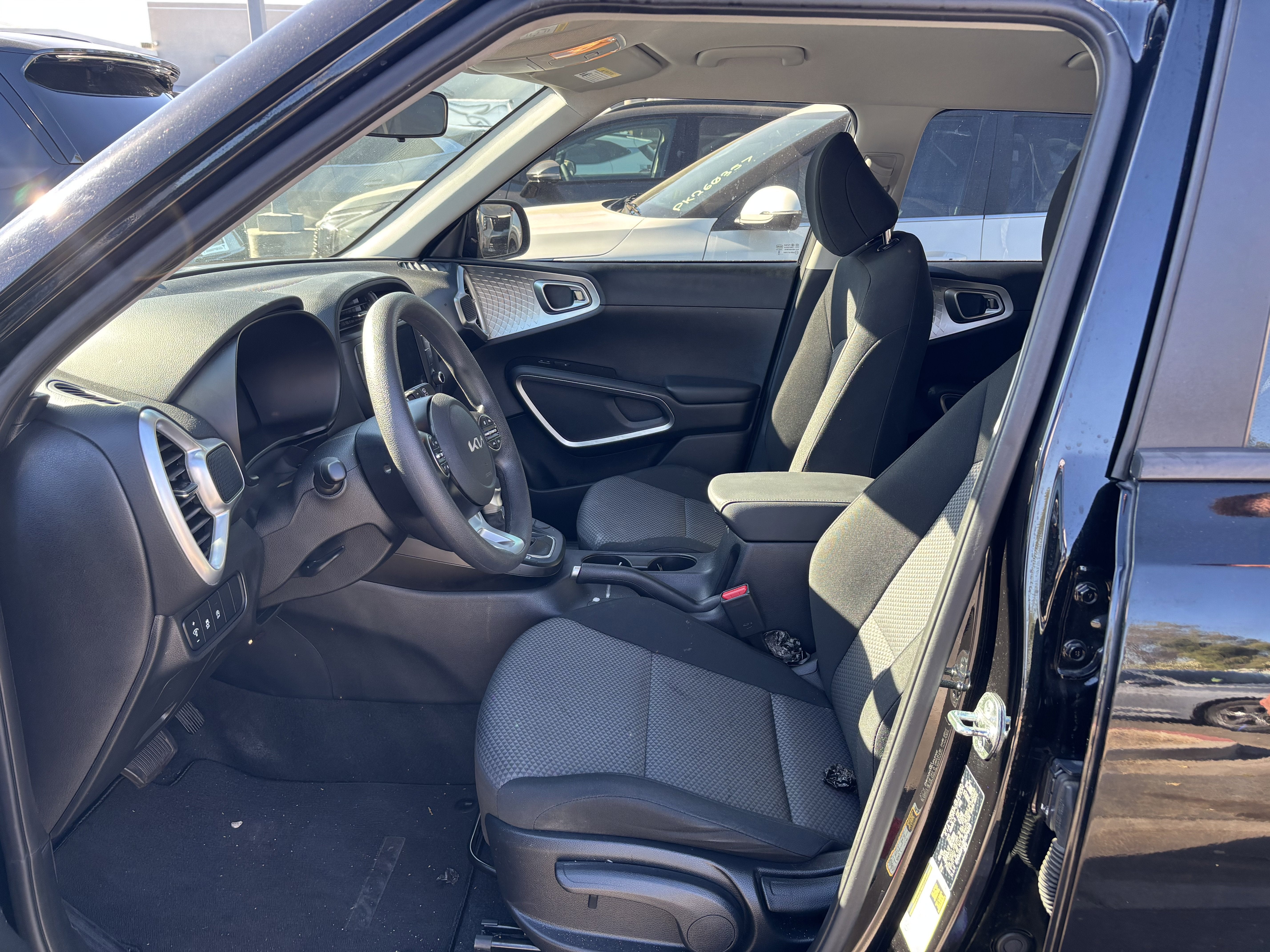 2023 Kia Soul LX**CF CERT 1 OWNER**