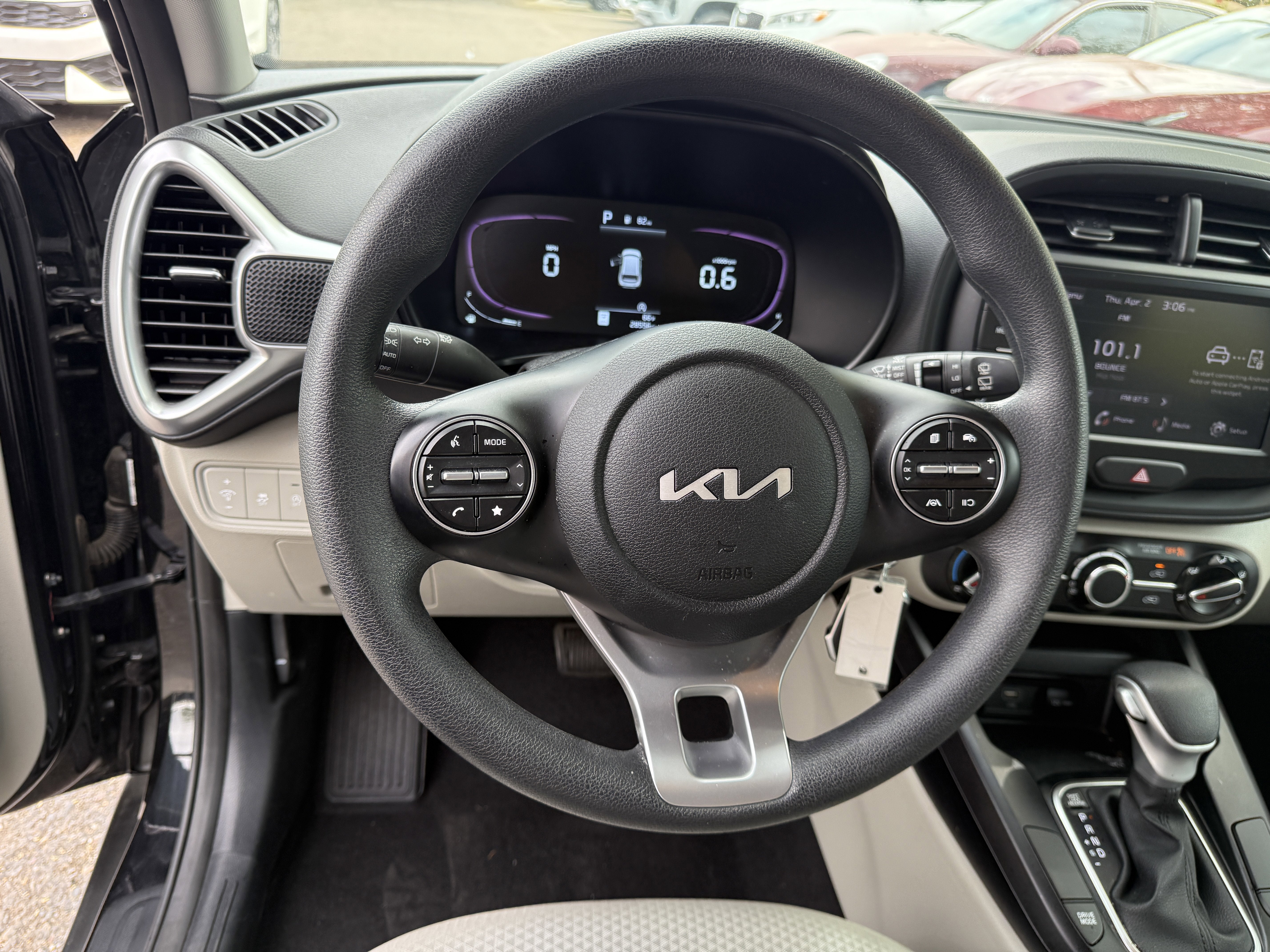 2023 Kia Soul LX**CF CERT 1 OWNER**