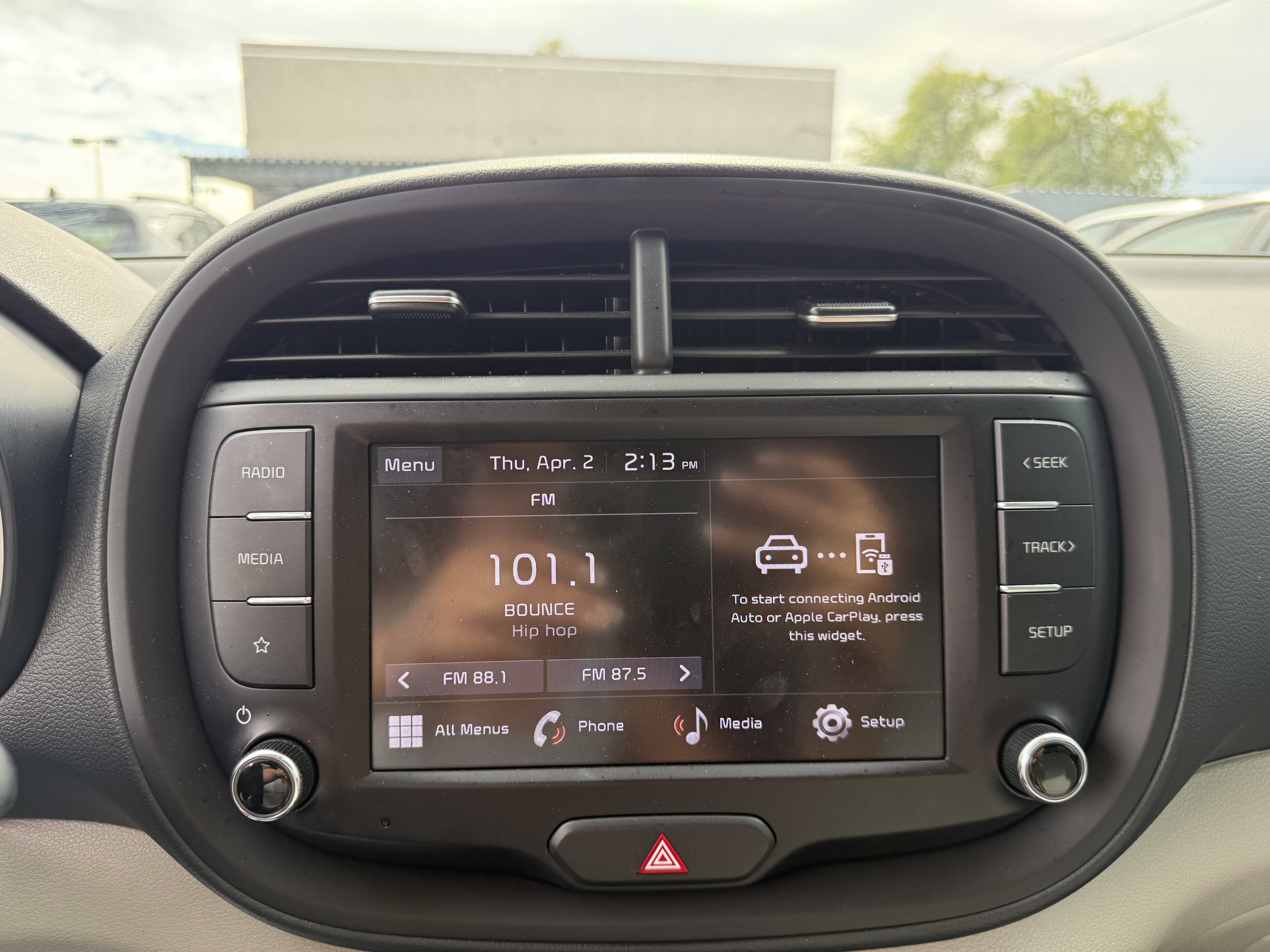 2023 Kia Soul LX**CF CERT 1 OWNER**