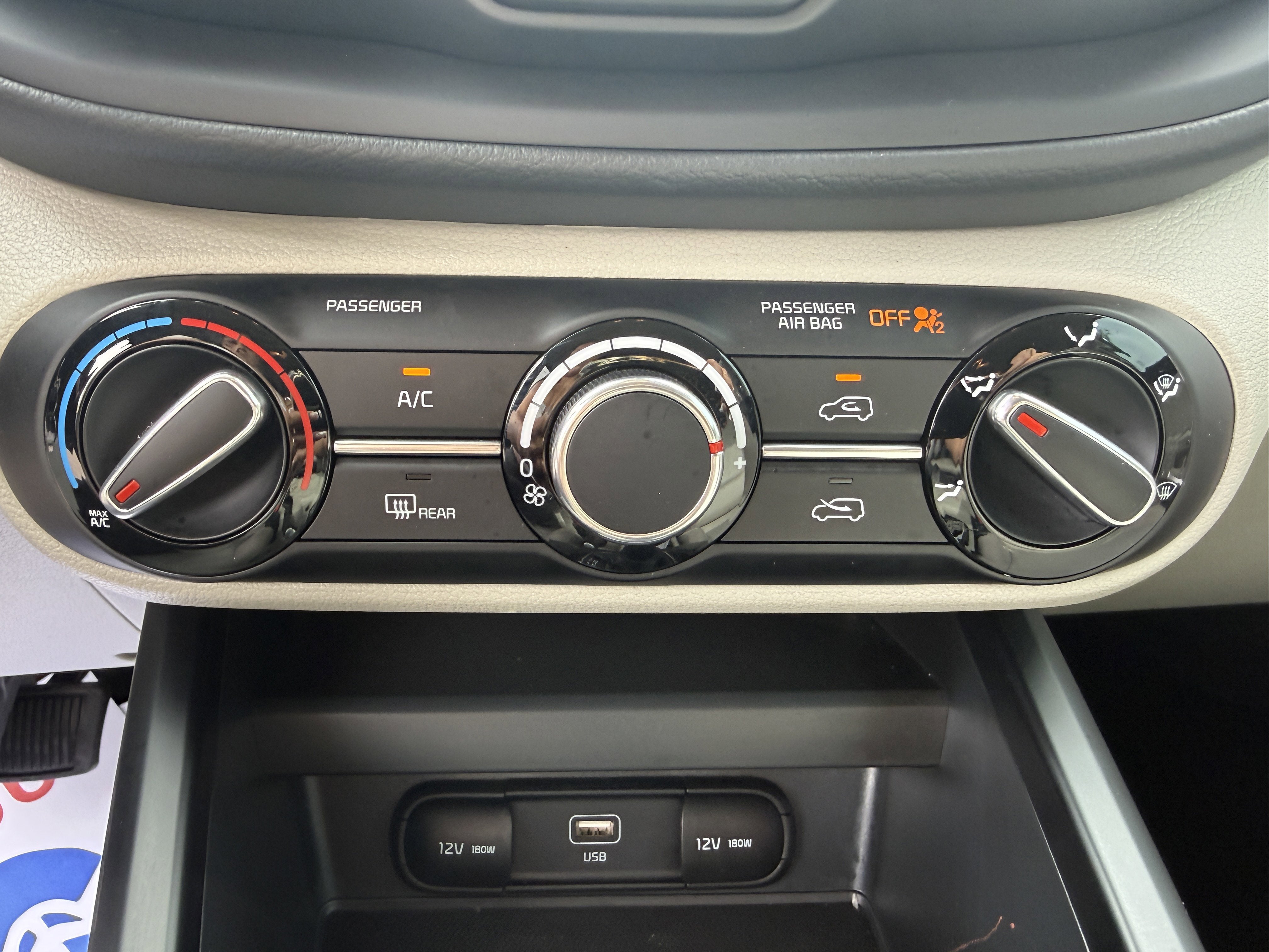 2023 Kia Soul LX**CF CERT 1 OWNER**