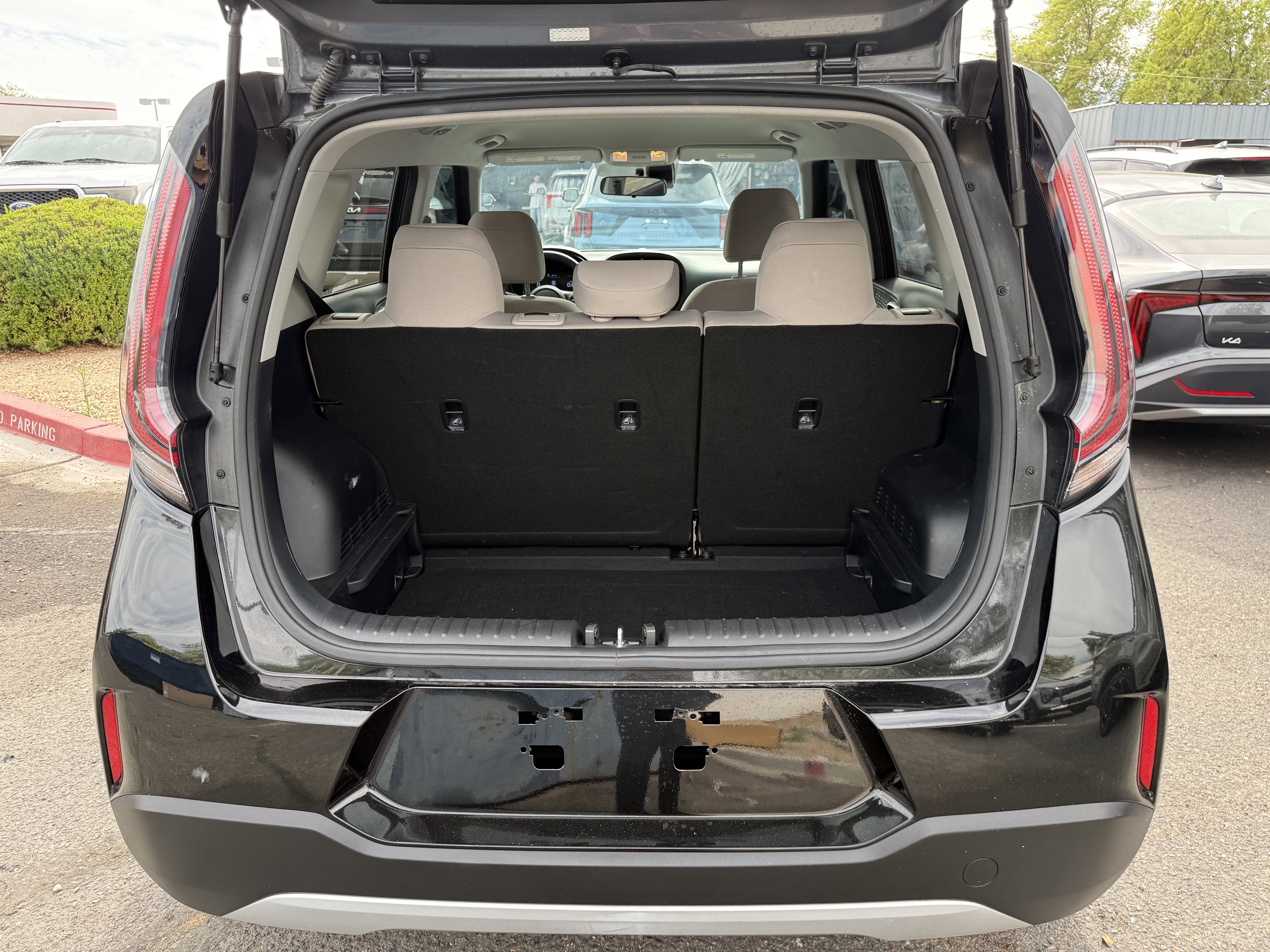 2023 Kia Soul LX**CF CERT 1 OWNER**