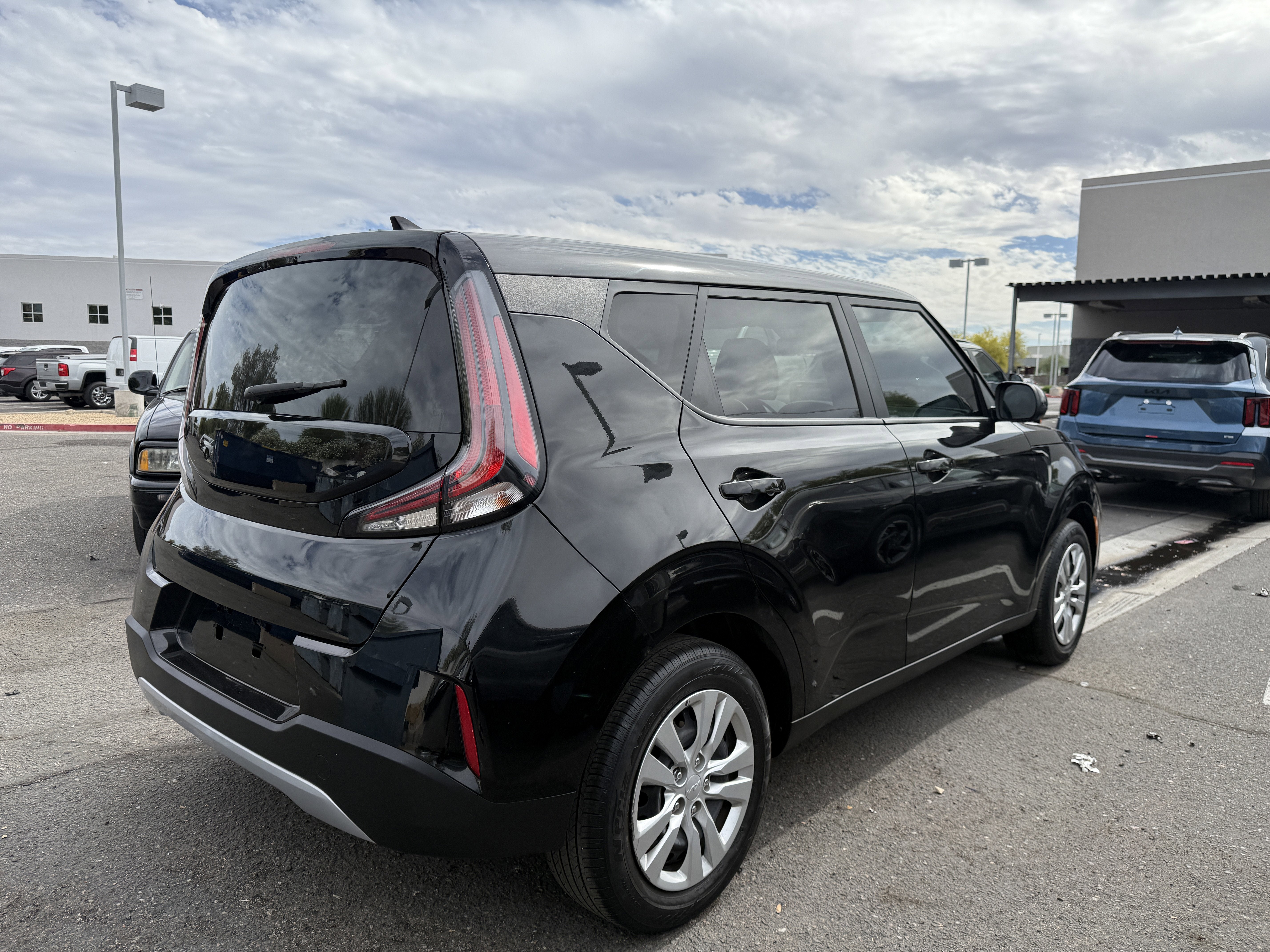 2023 Kia Soul LX**CF CERT 1 OWNER**