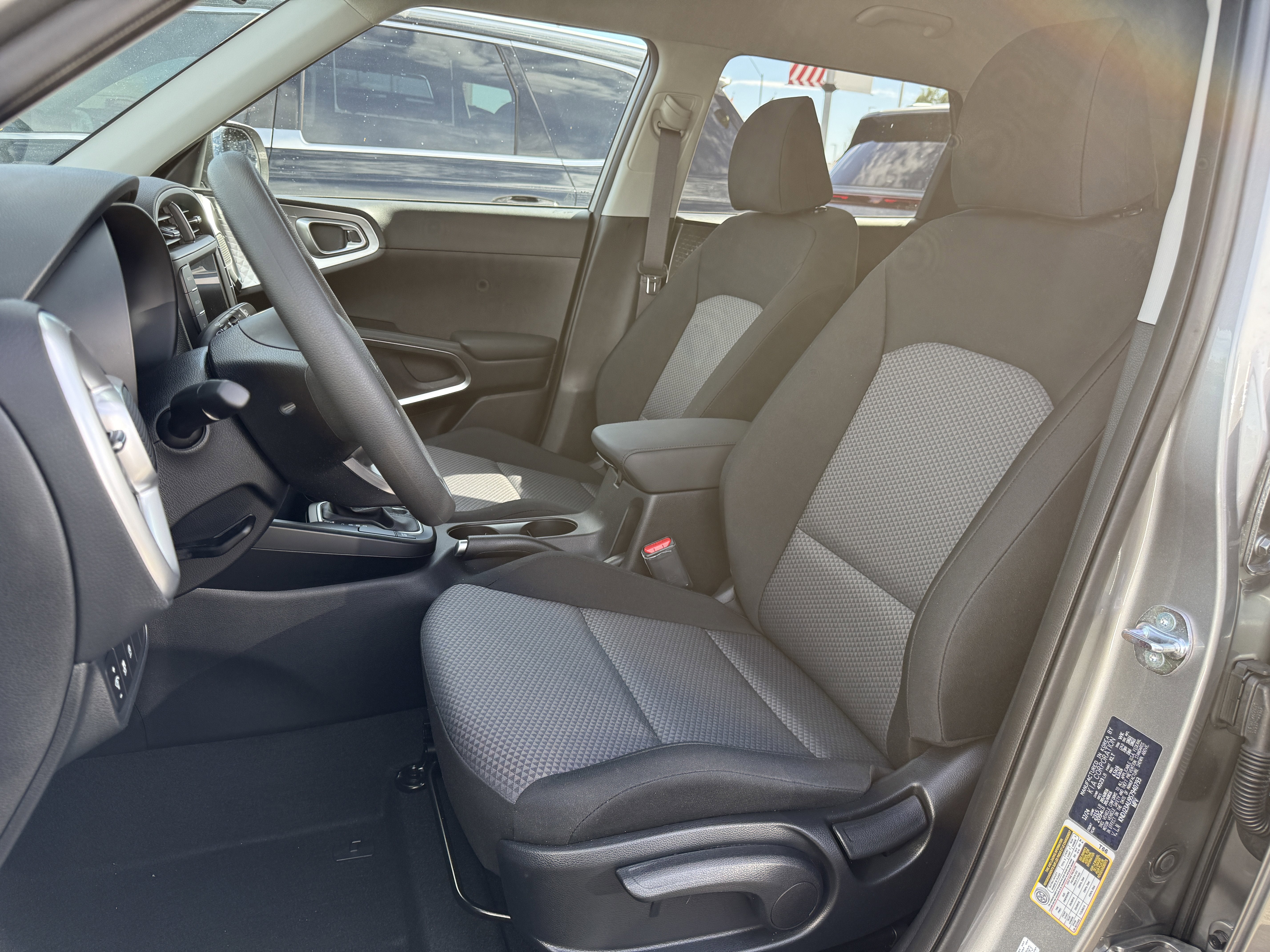 2025 Kia Soul LX* 1 OWNER/ CLEAN CARFAX