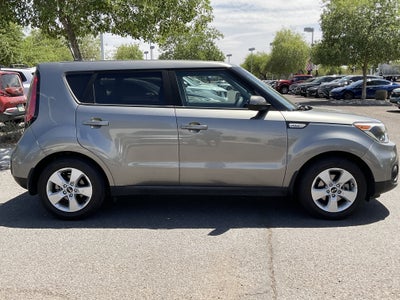 2017 Kia Soul Base
