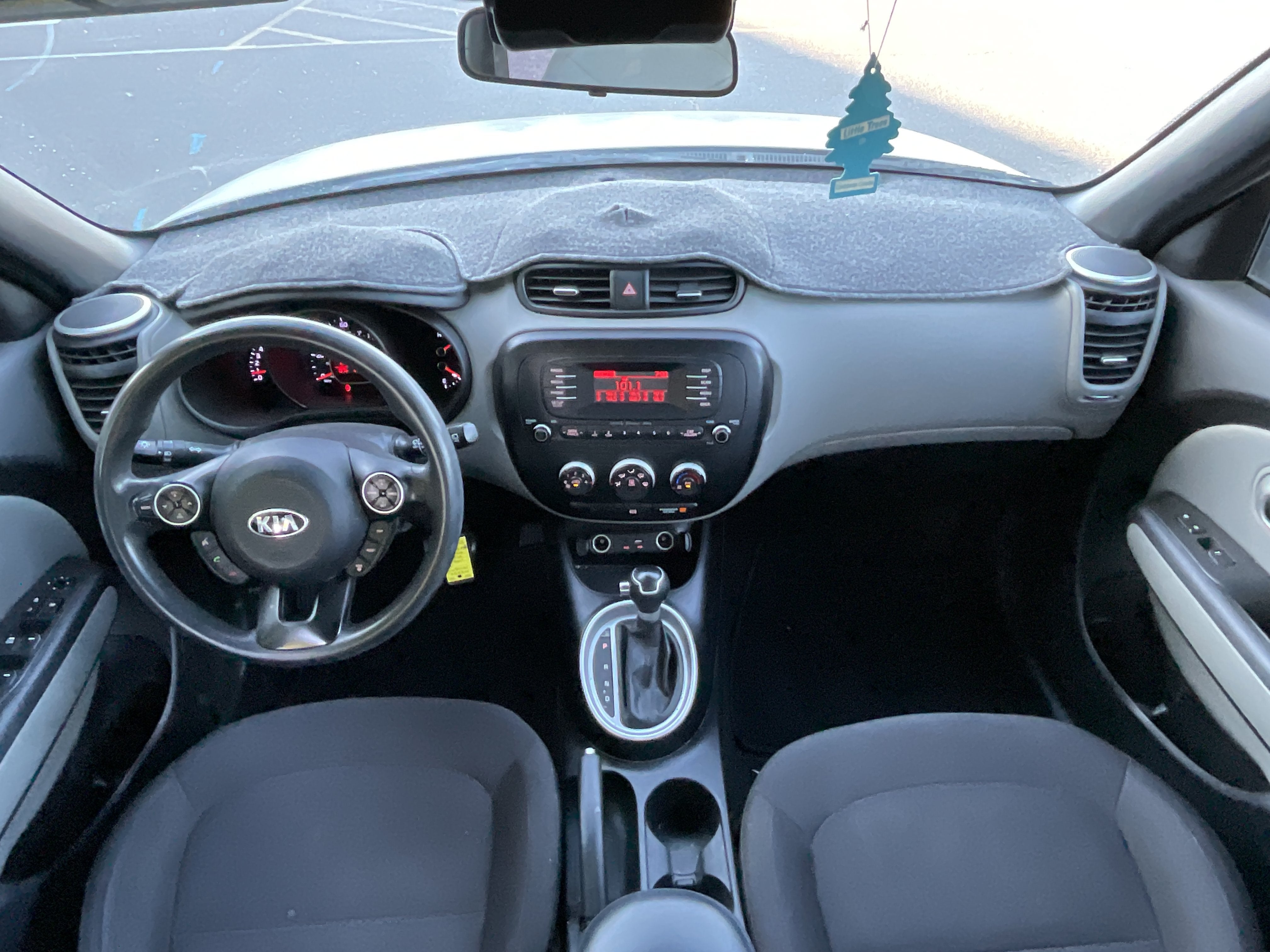 2016 Kia Soul Base