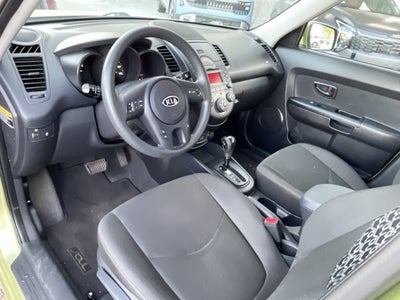 2010 Kia Soul +