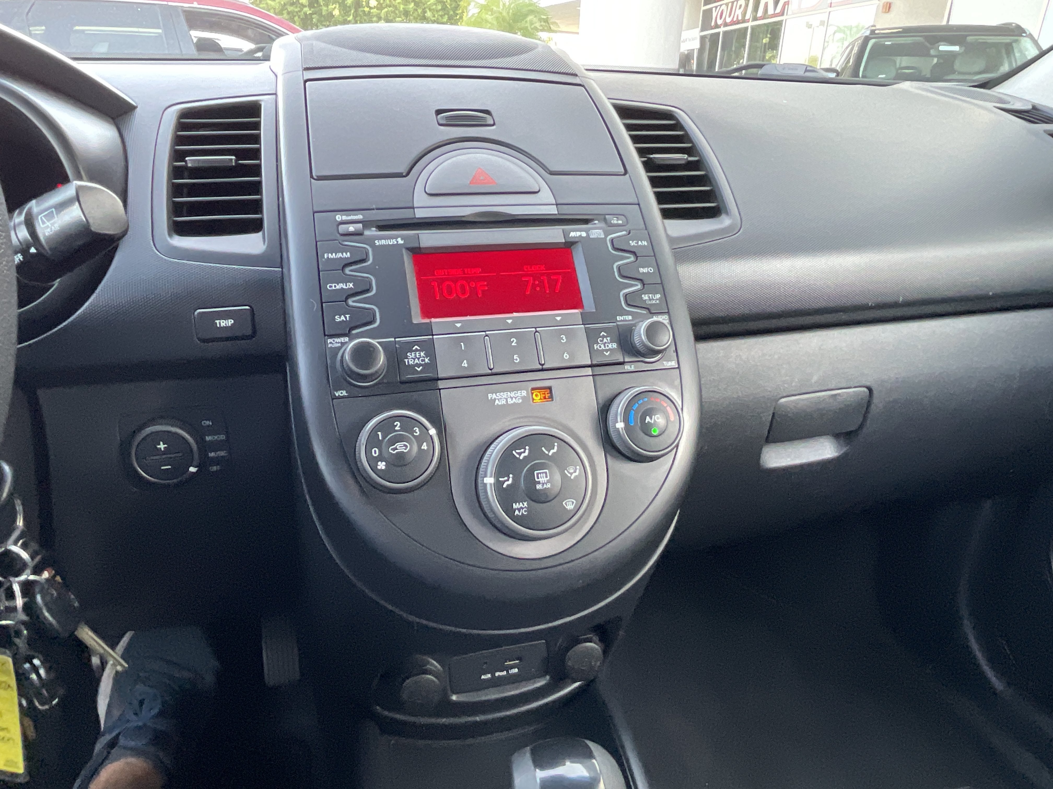 2010 Kia Soul +