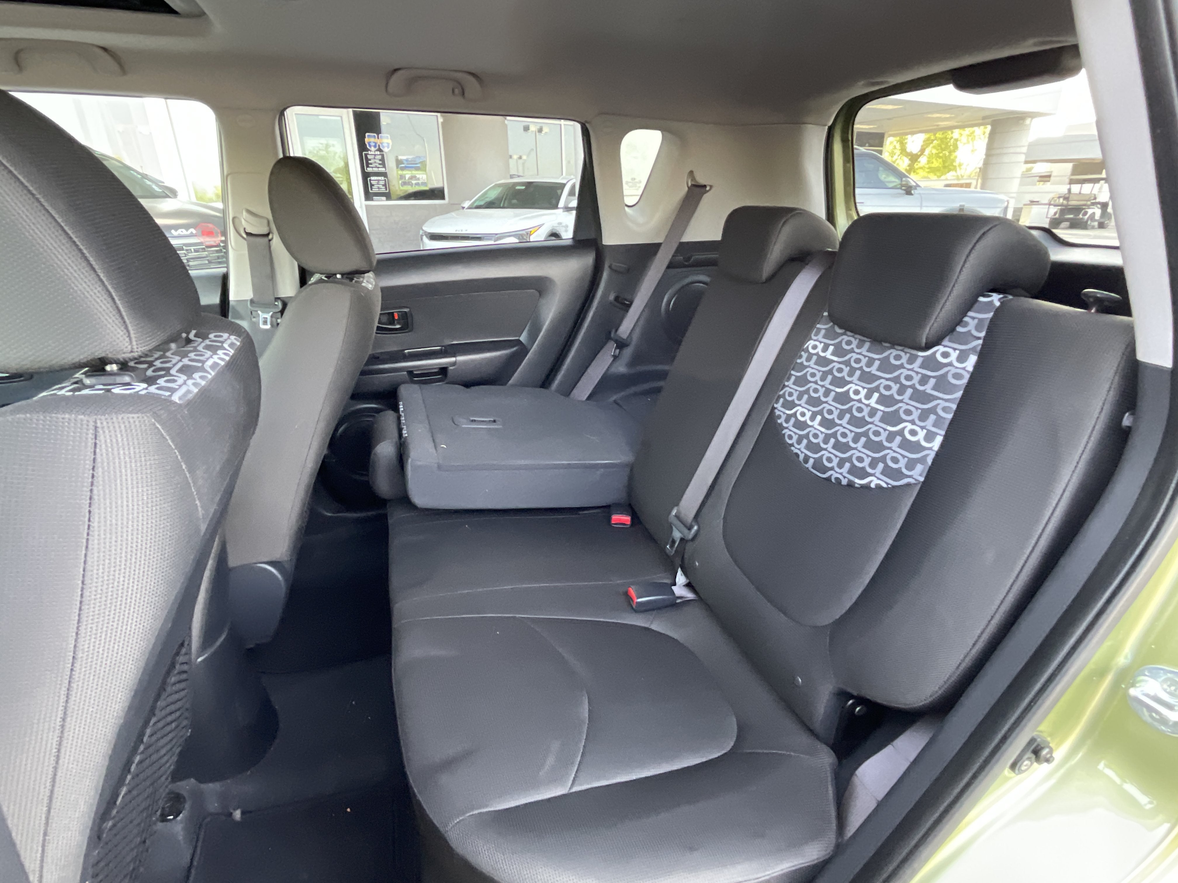 2010 Kia Soul +