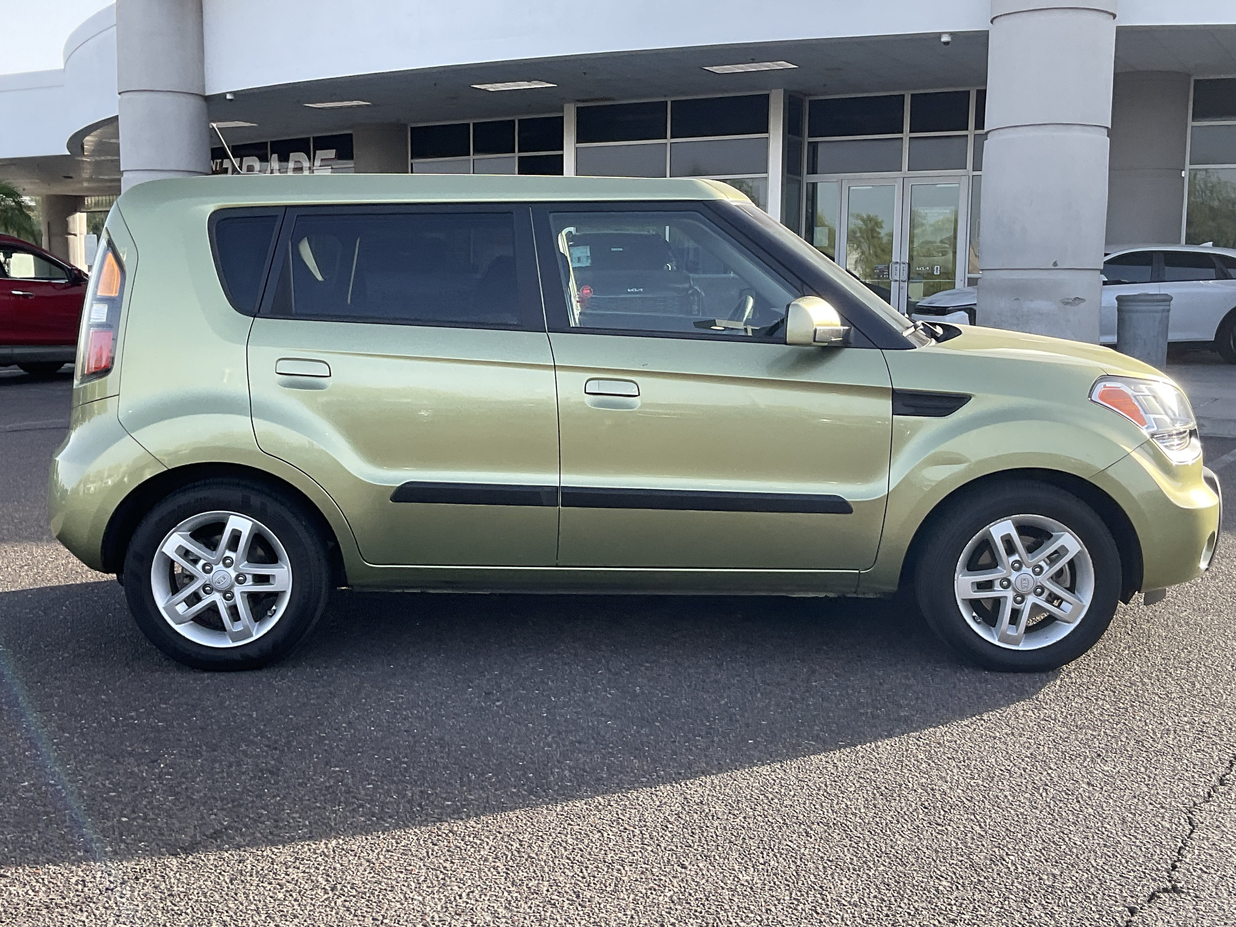 2010 Kia Soul +