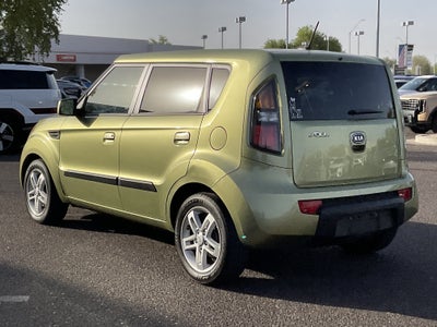 2010 Kia Soul +