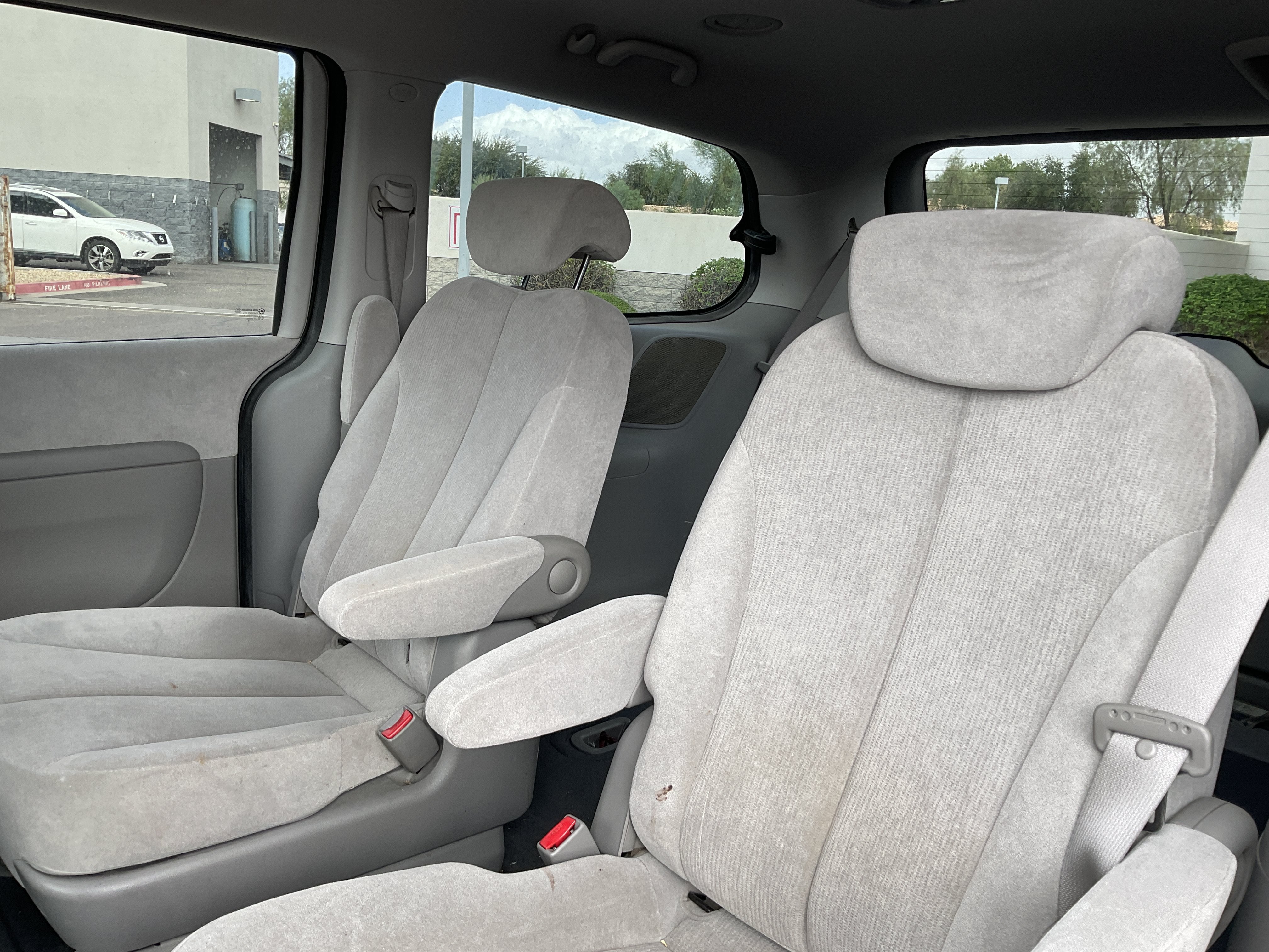 2009 Kia Sedona LX**1 OWNER CLN CF**