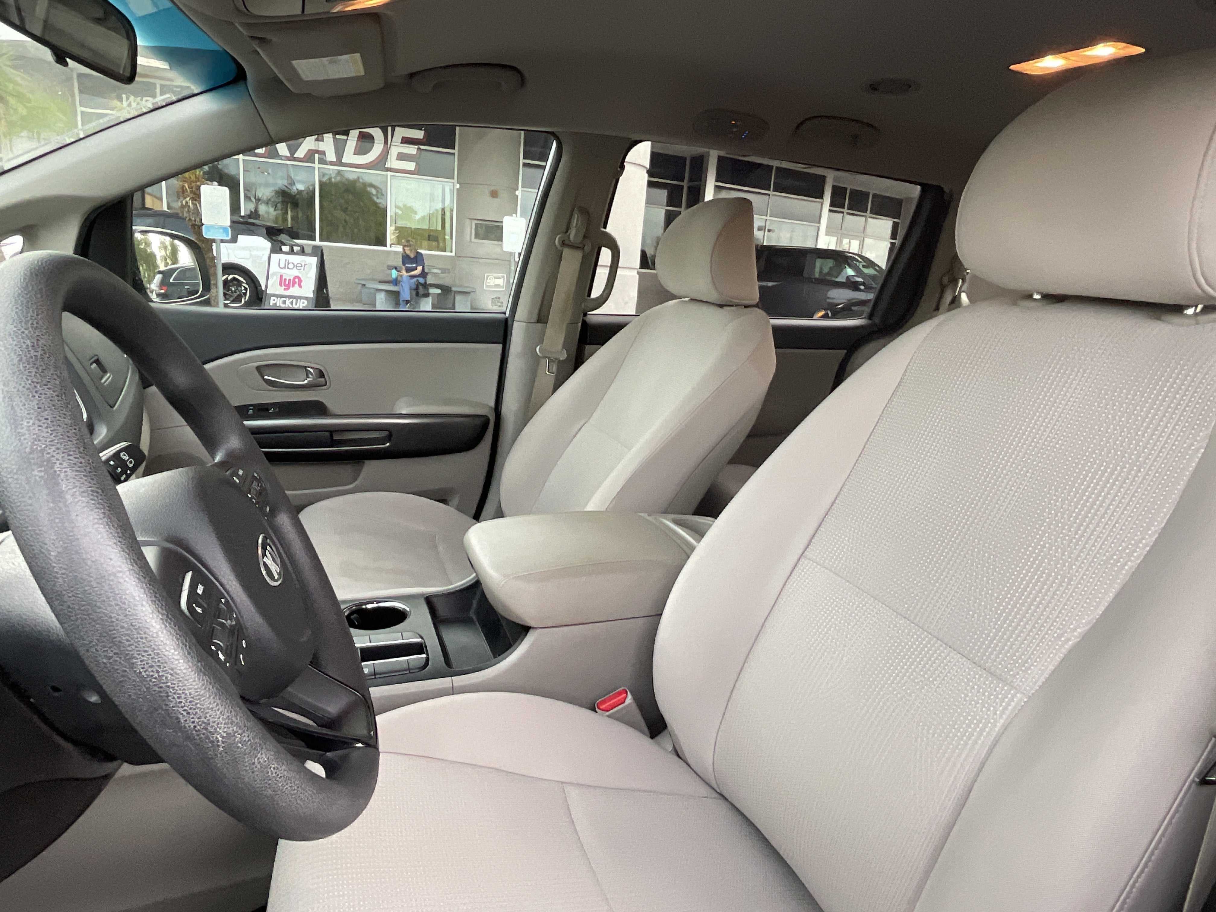 2019 Kia Sedona LX
