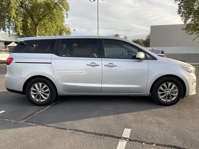 2019 Kia Sedona LX