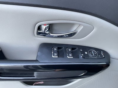 2017 Kia Sedona EX* LOW MILES