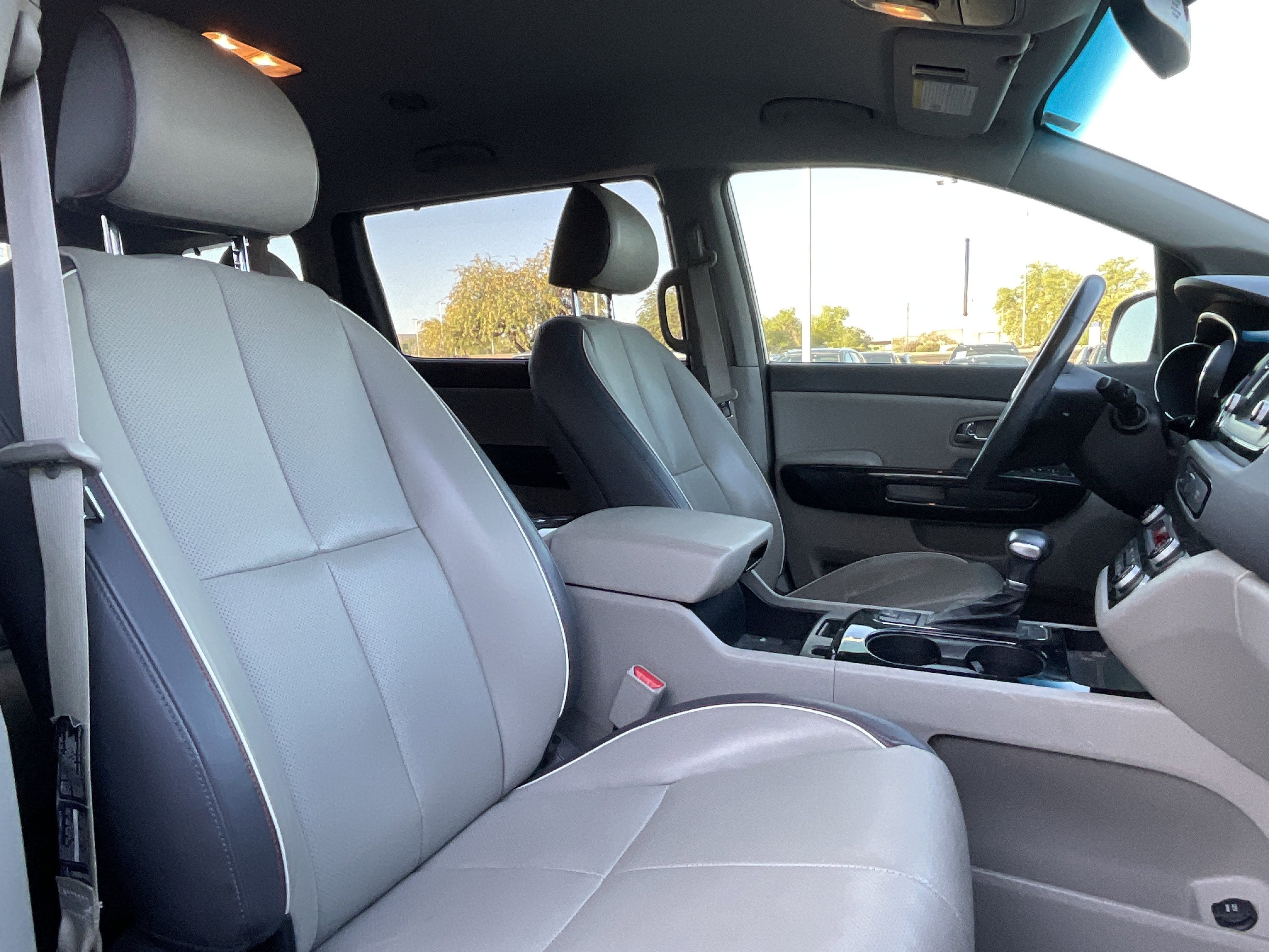 2017 Kia Sedona EX* LOW MILES