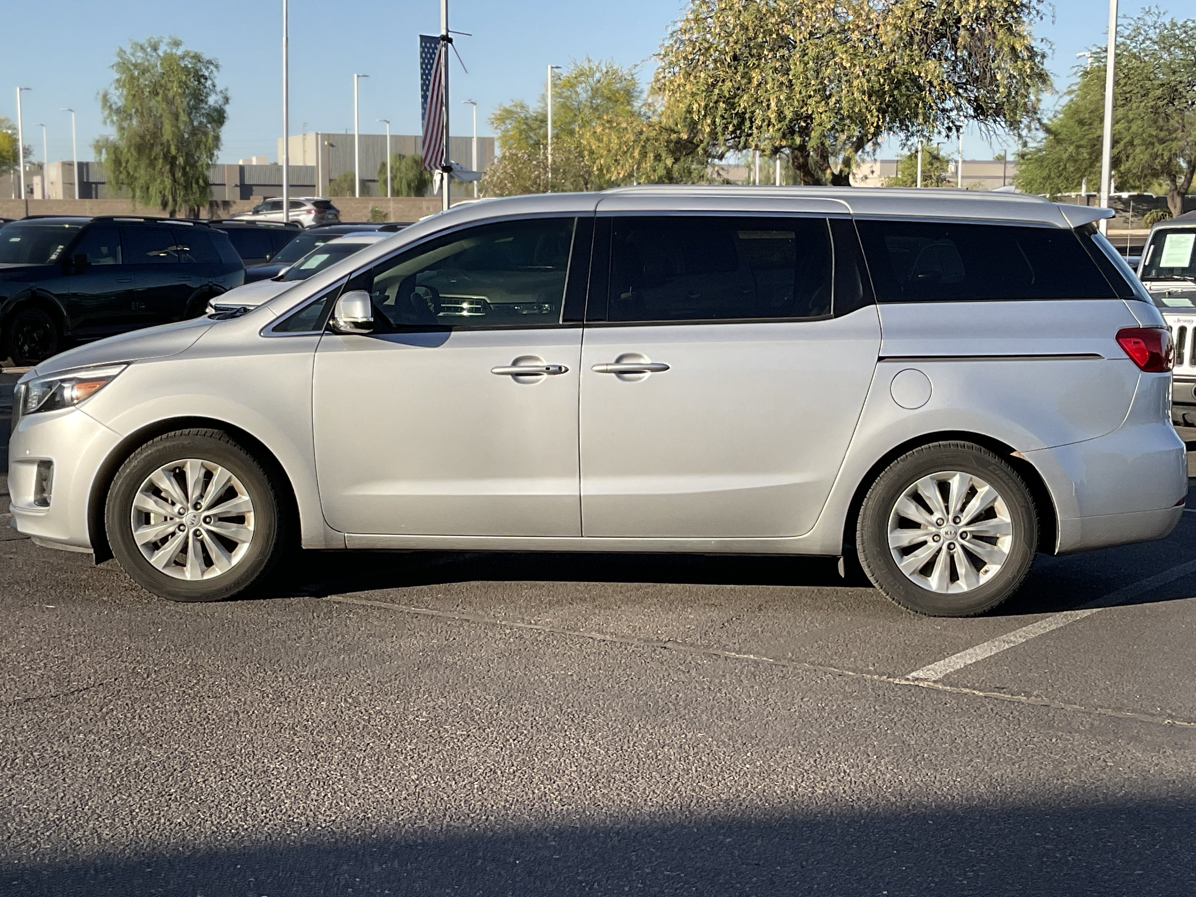 2017 Kia Sedona EX* LOW MILES