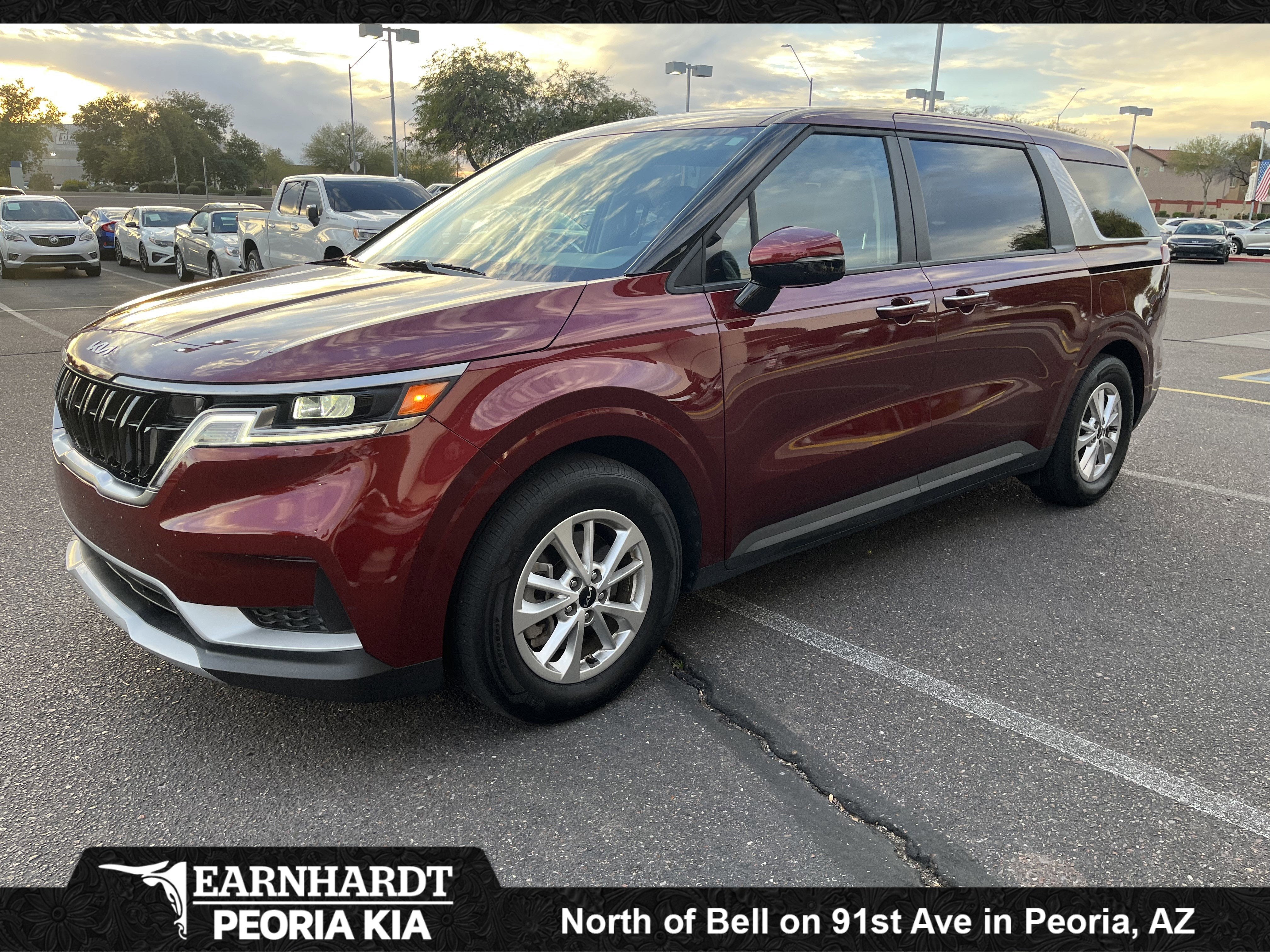 2023 Kia Carnival LX