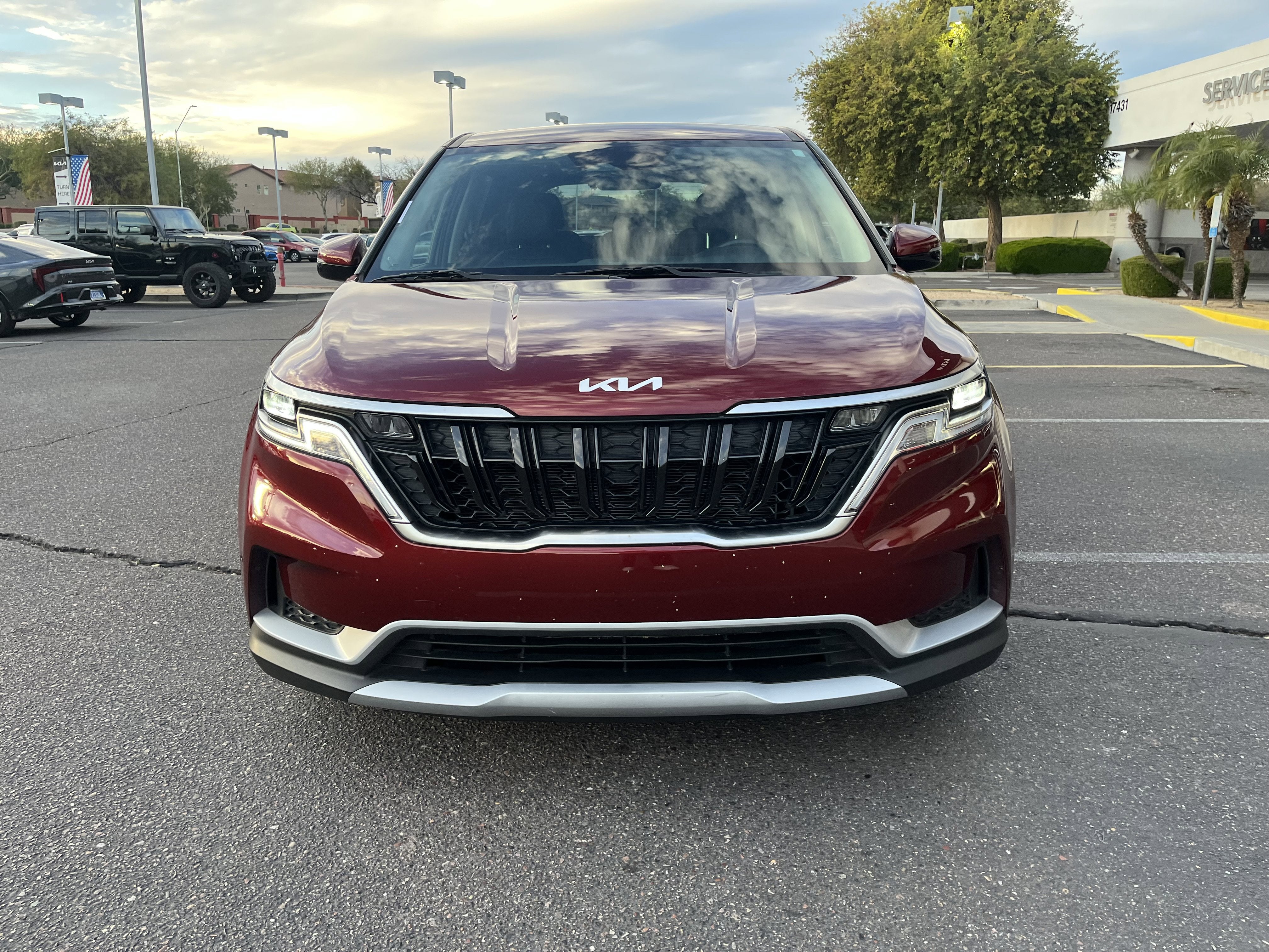 2023 Kia Carnival LX