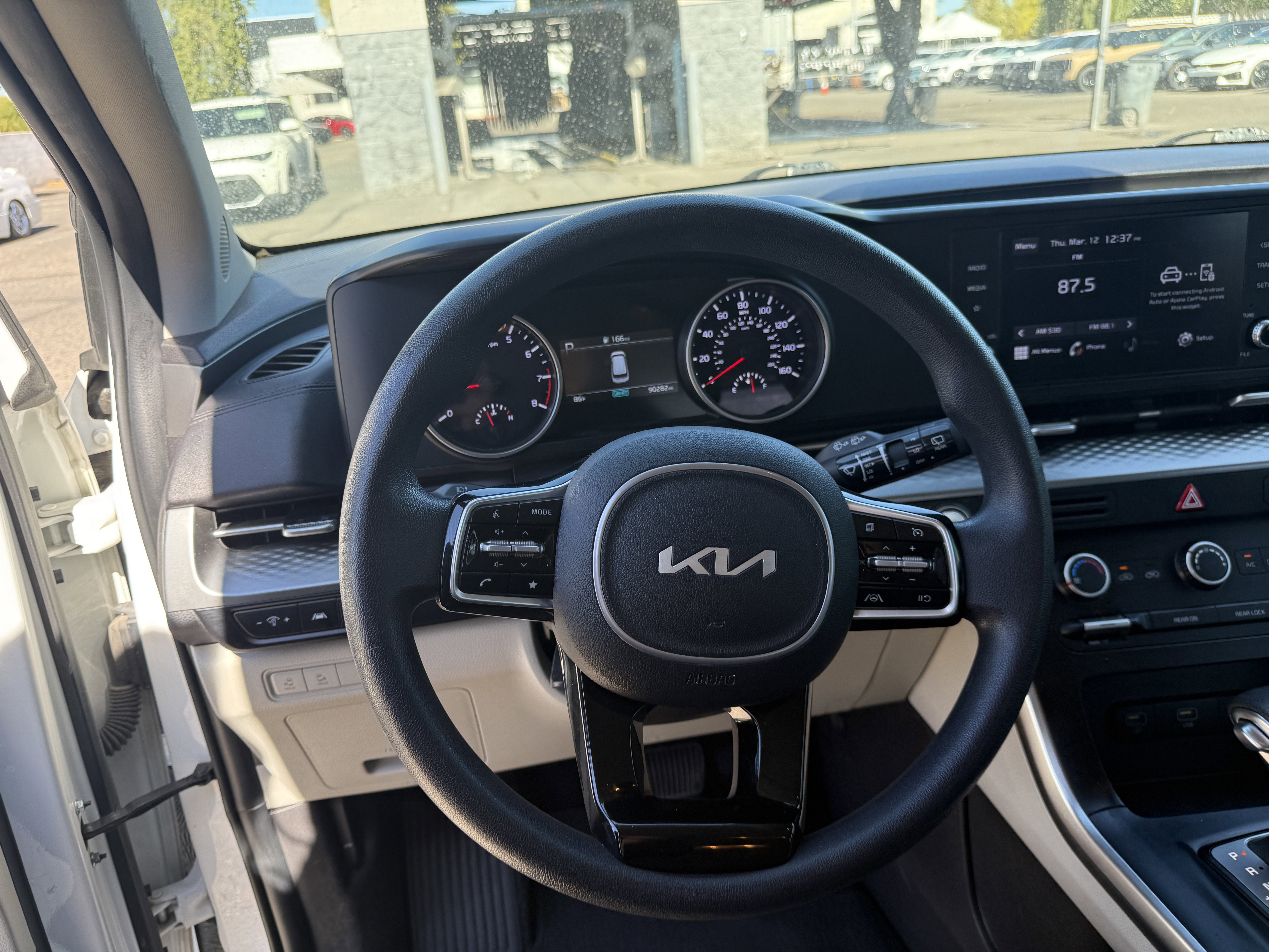 2022 Kia Carnival LXS