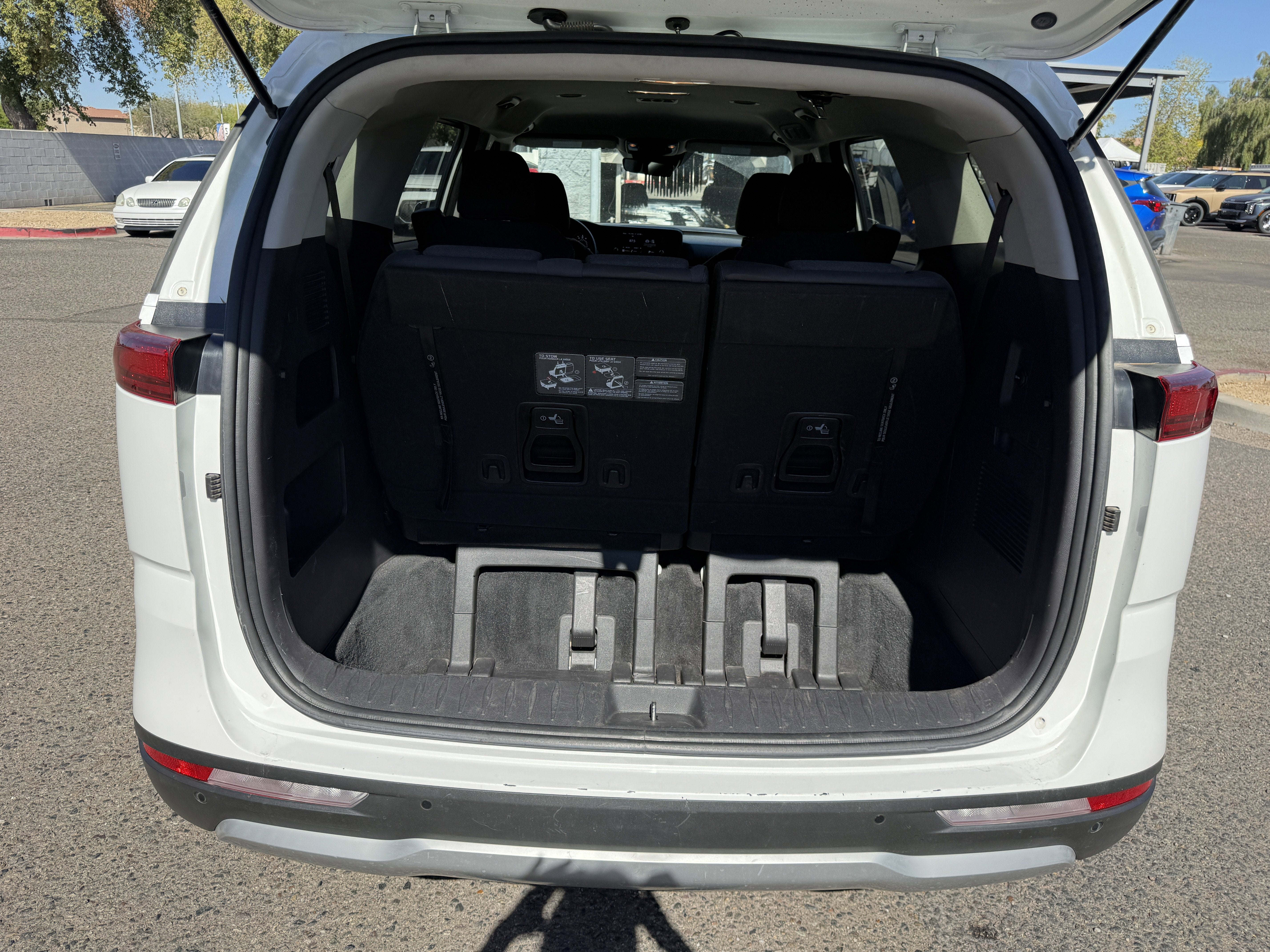 2022 Kia Carnival LXS