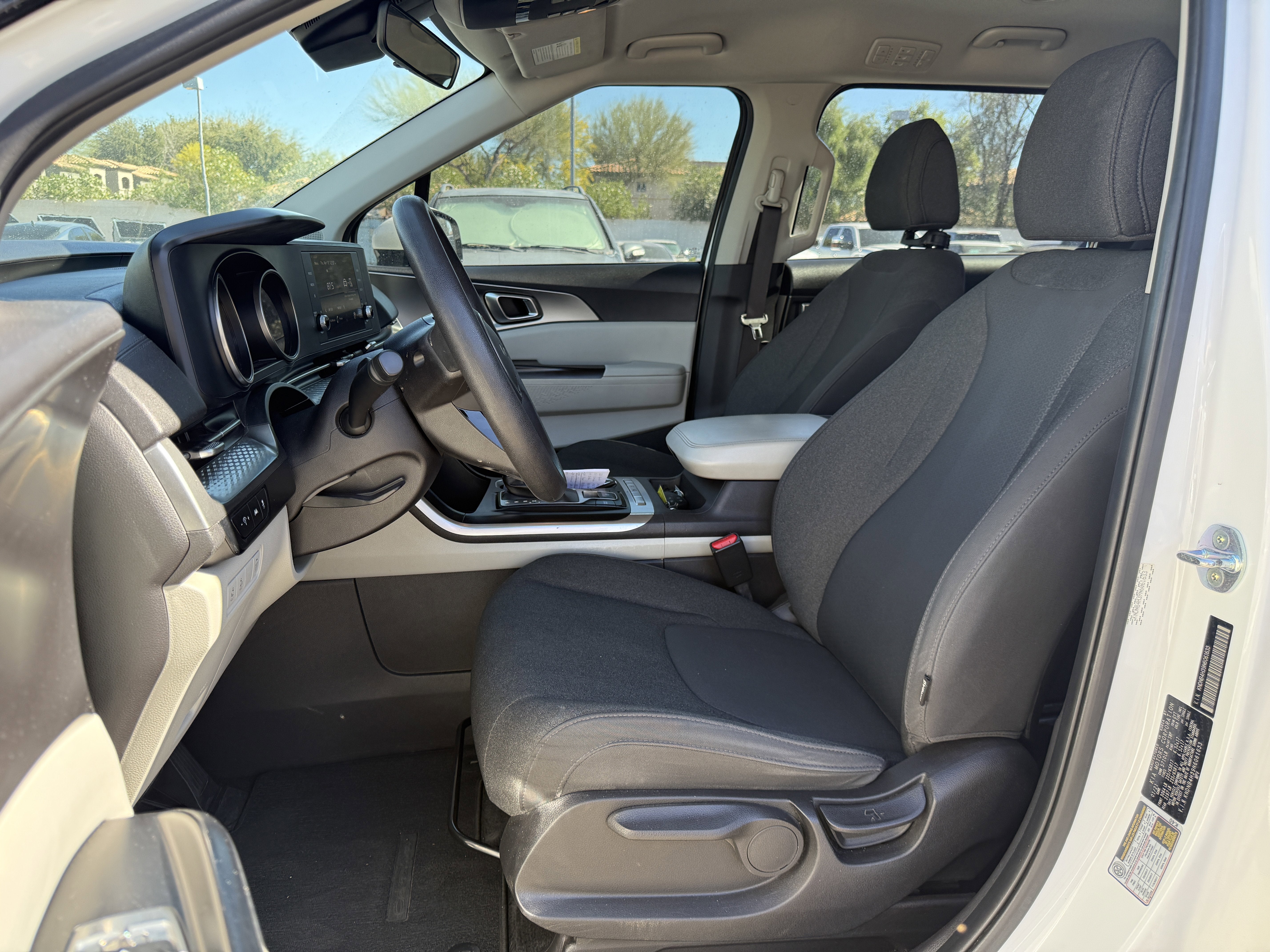 2022 Kia Carnival LXS